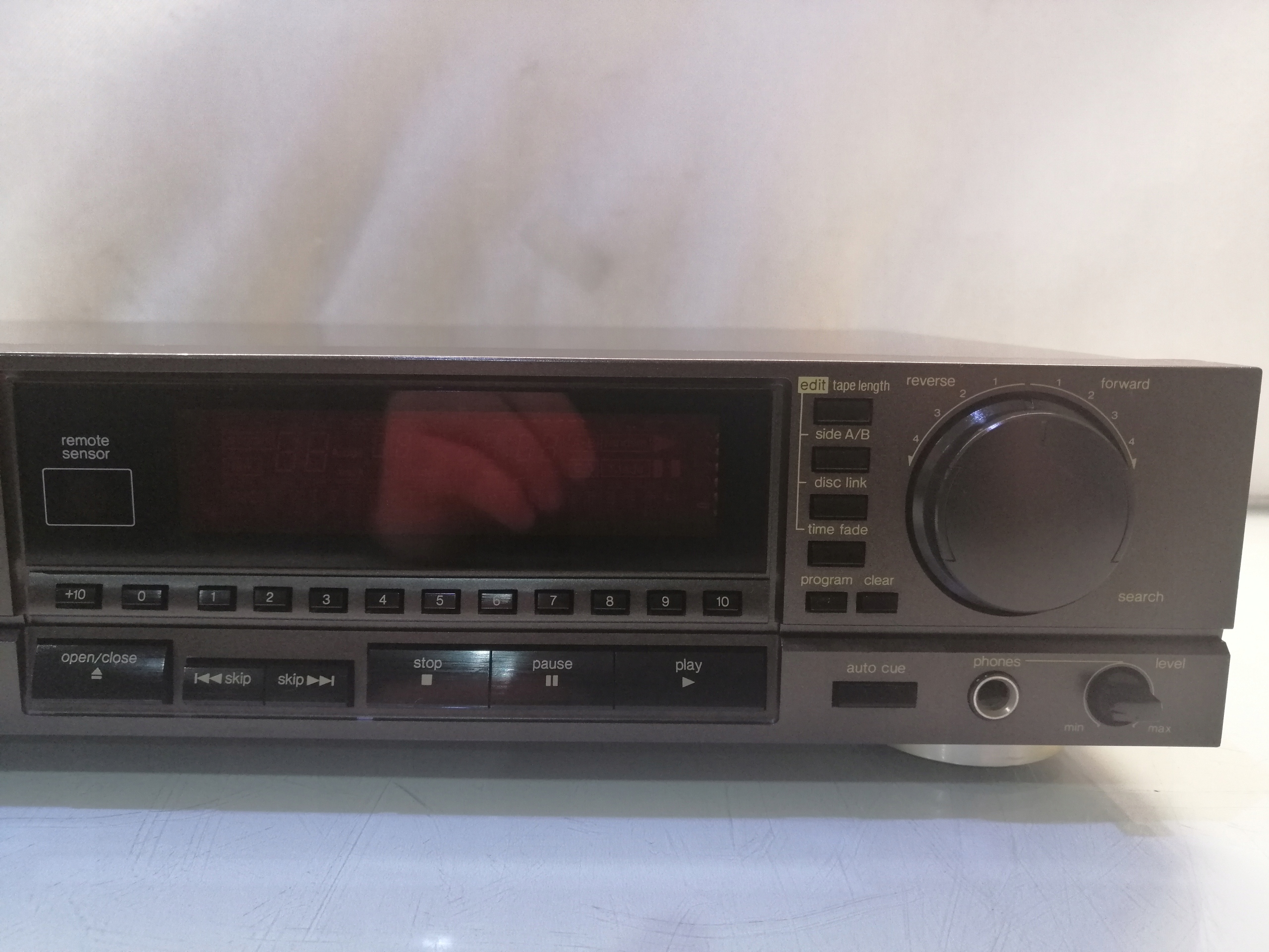 ODTWARZACZ CD TECHNICS SL-P477A Model SL-P477A