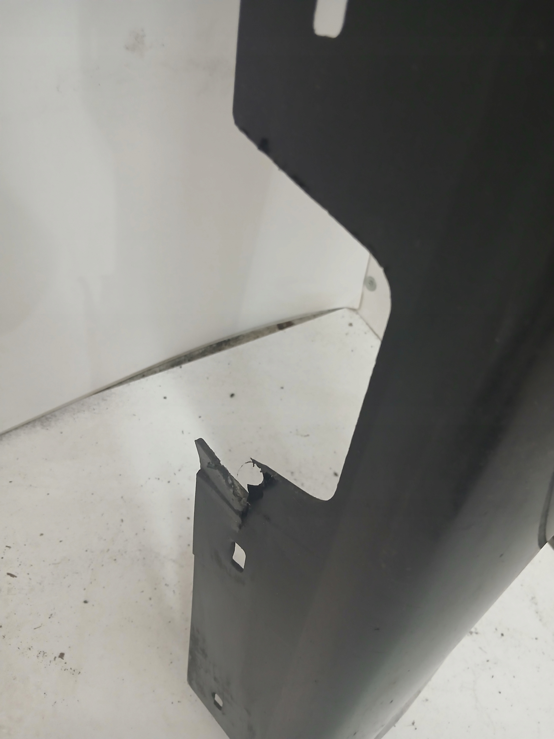 moulding threshold right BMW E90 E91 M PAKIET LCI 475