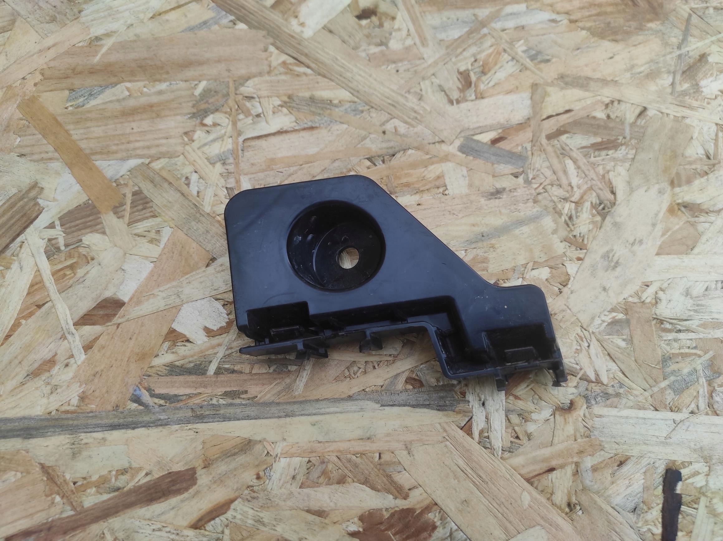 крепление фонари левый задний vw ID3