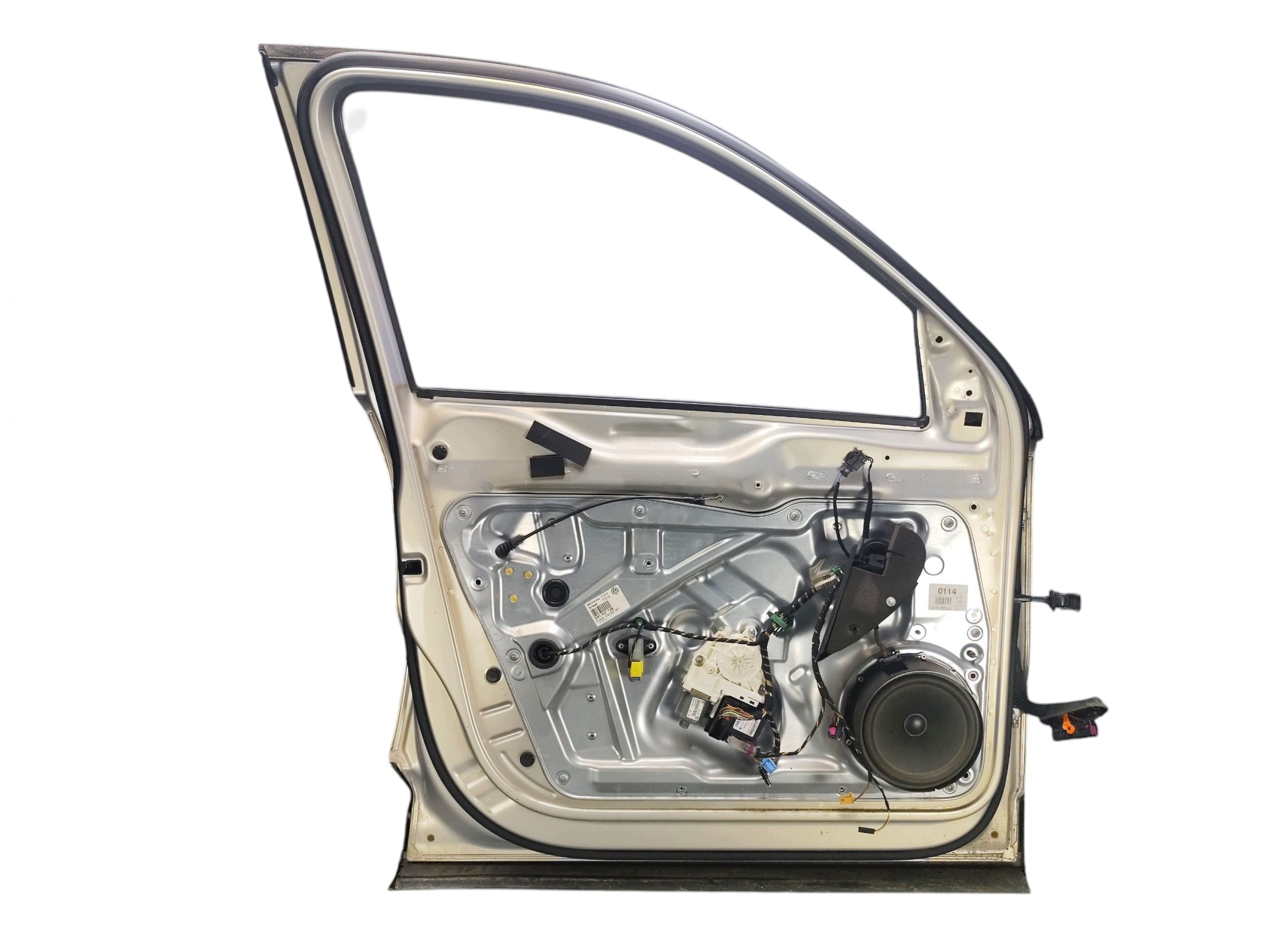 door left front VW TIGUAN and 5N LAK: LR7L (07-11)