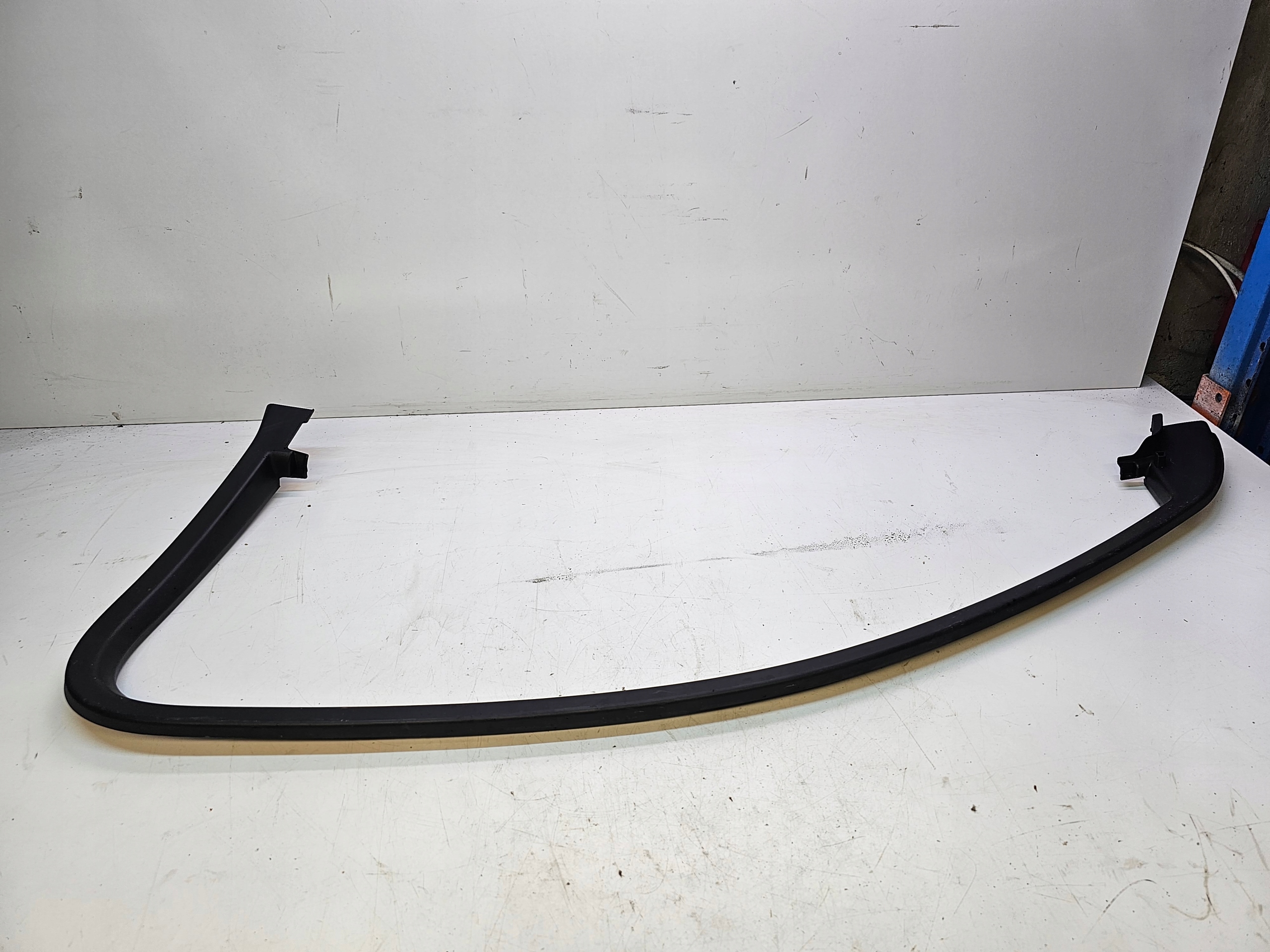 frame cover door left front AUDI A3 8V 8V3867610