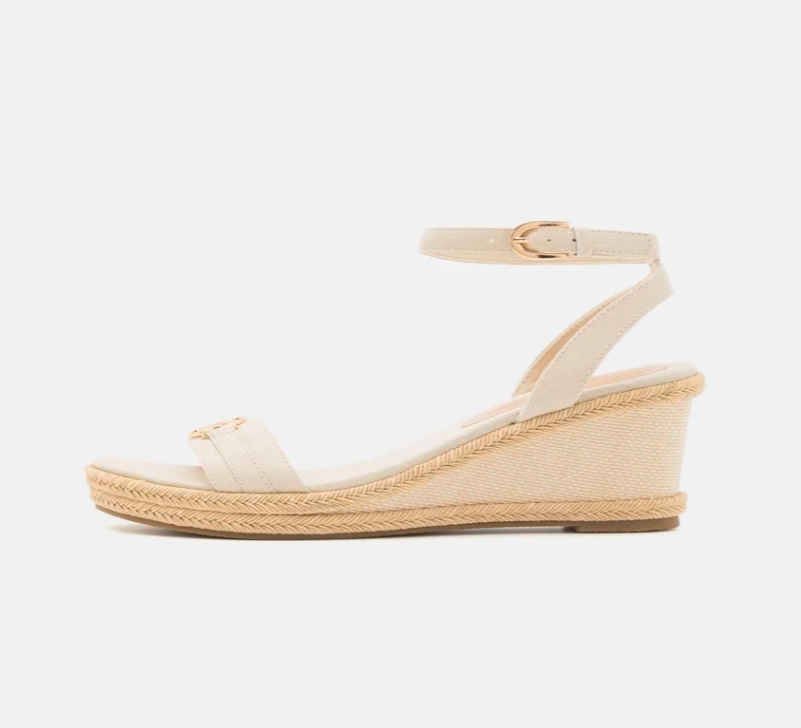 Anna Field Béžové Kotníkové Sandály S Páskem A Zlatou Sponou