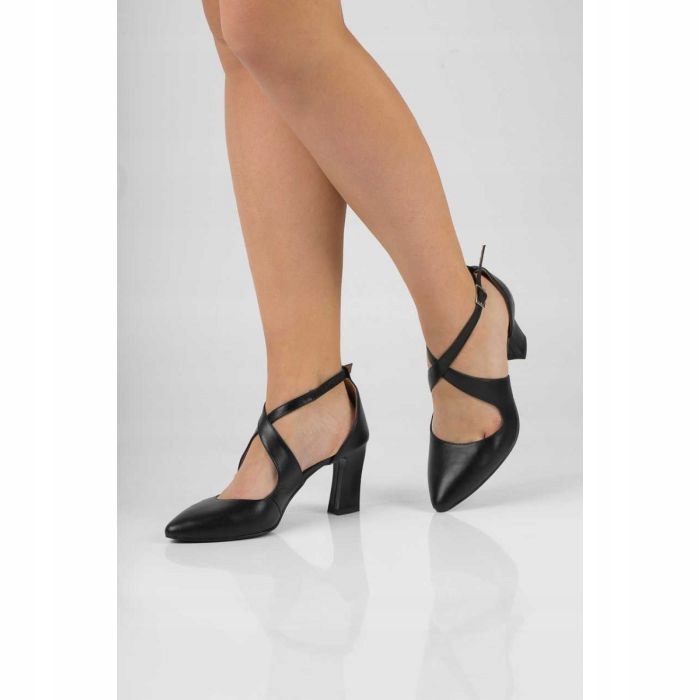 Elegantní Sandály Na Podpatku Butdam 37