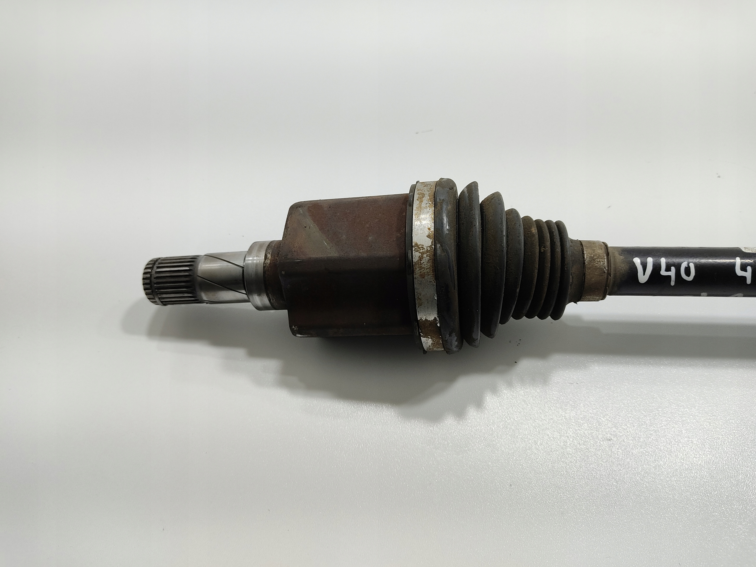 semi-axis left front front VOLVO V40 D2 II 2.0 DIESEL 31367904 2016-2019