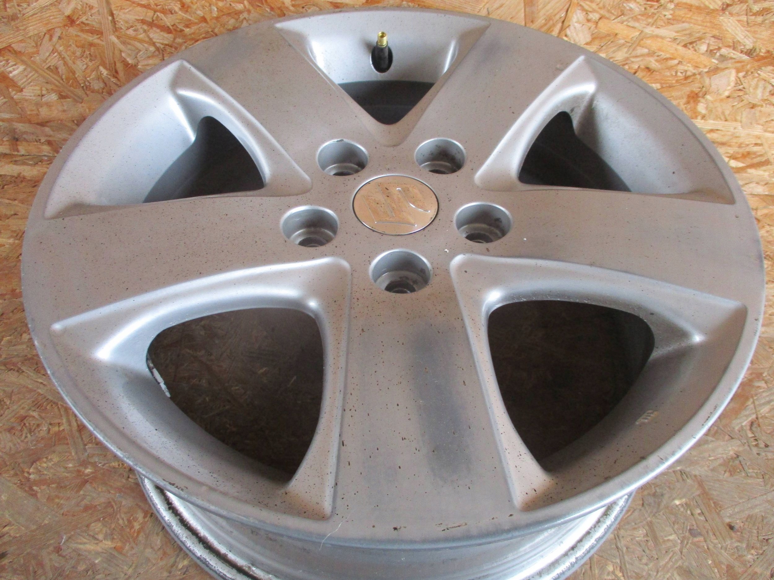 CERCHIO di alluminio SUZUKI VITARA 6,5Jx16 ET45 5x114,3