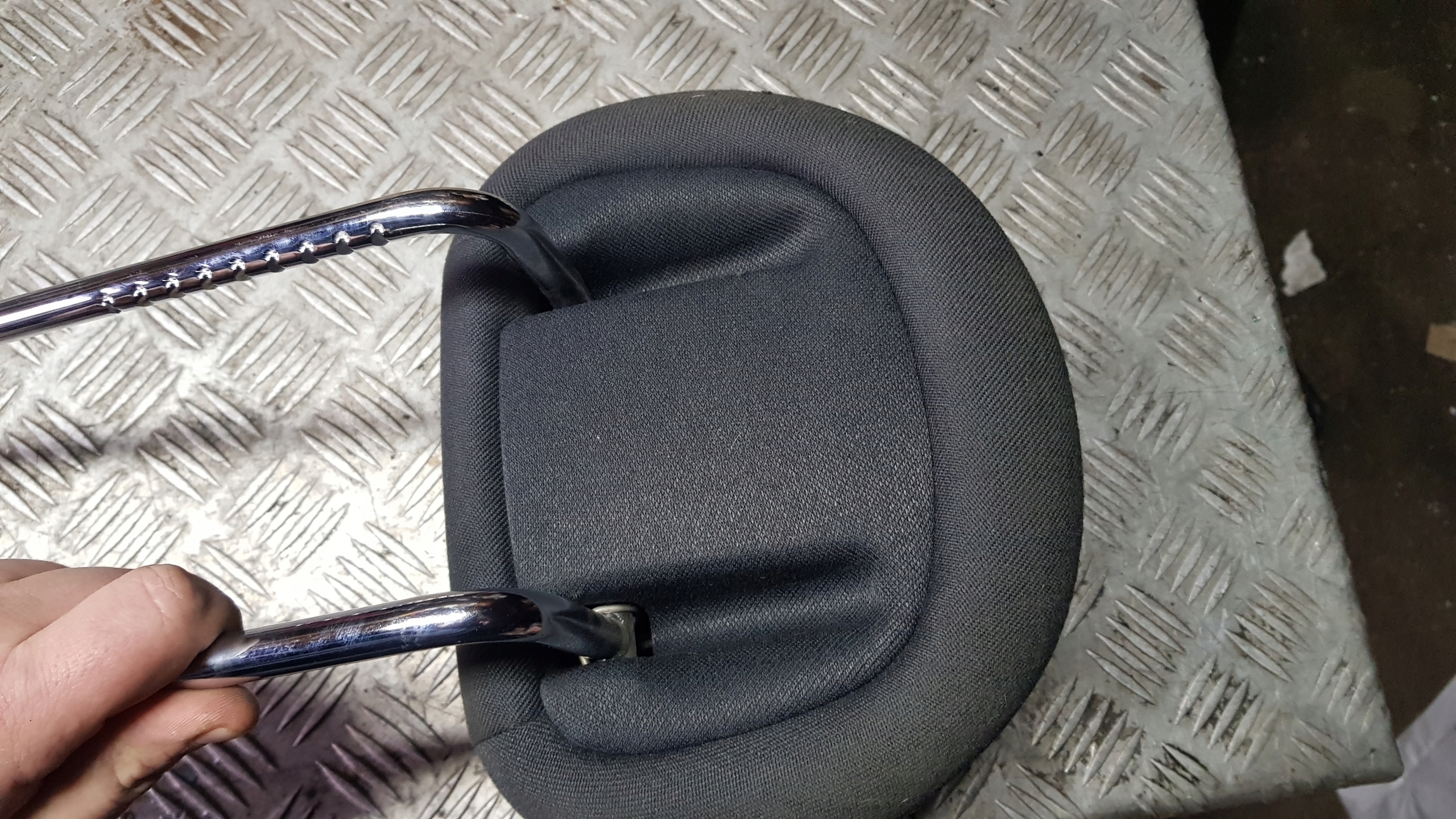 MERCEDES W211 rest front left right OPARCIE