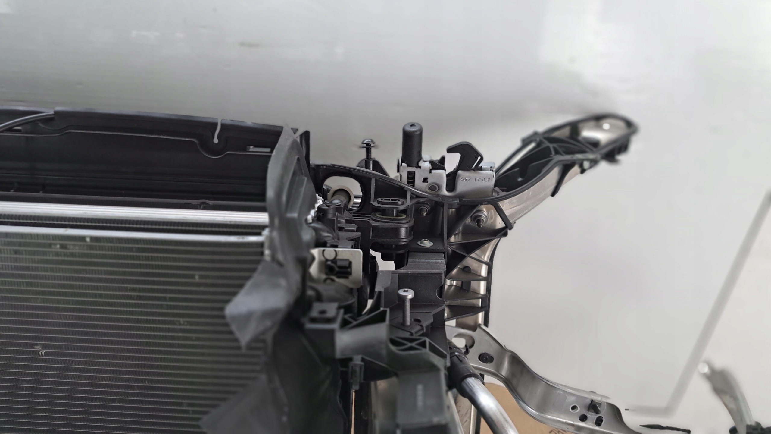 WZMOCNIENIE PAS AUDI A6 C8 4K C8 2.0 TDI MAX KOMPLETNY 2019-2023 Producent części Audi OE