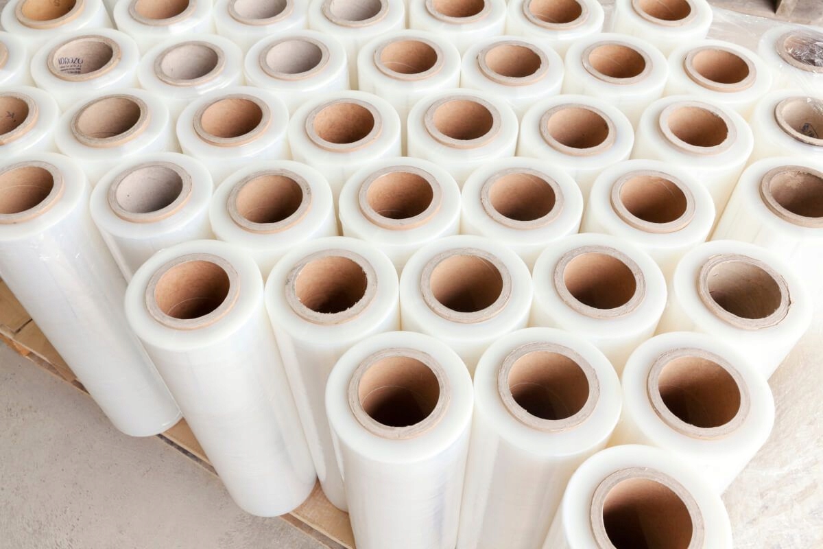 FOLIA STRETCH XL STRECZ MOCNA ROLKA KRYJĄCA 3KG Kolor przezroczysta