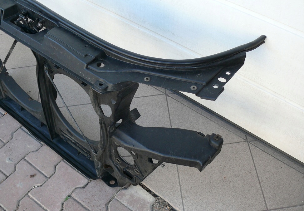 support panel for radiators pillar iron AUDI S6 A6 C5 4.2 299KM ASG 4B3805588D
