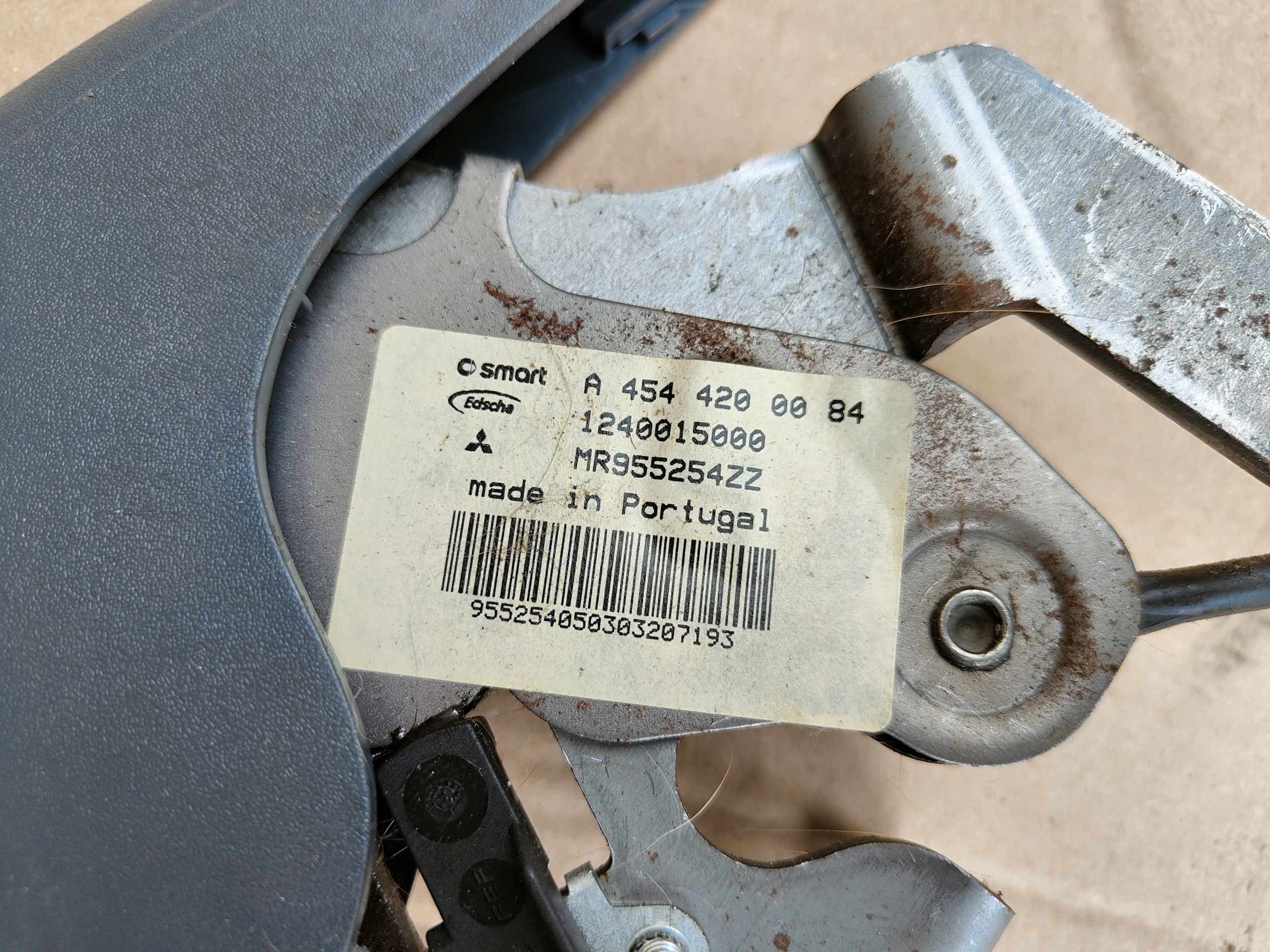 Рычаг ручного тормоза A4534200084 SMART 454