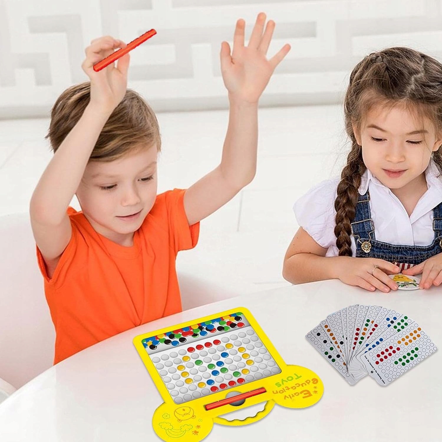 TABLICA MAGNETYCZNA MAGPAD DLA DZIECI MONTESSORI MOZAIKA UKŁADANKA KROPKI Szerokość produktu 26.5 cm