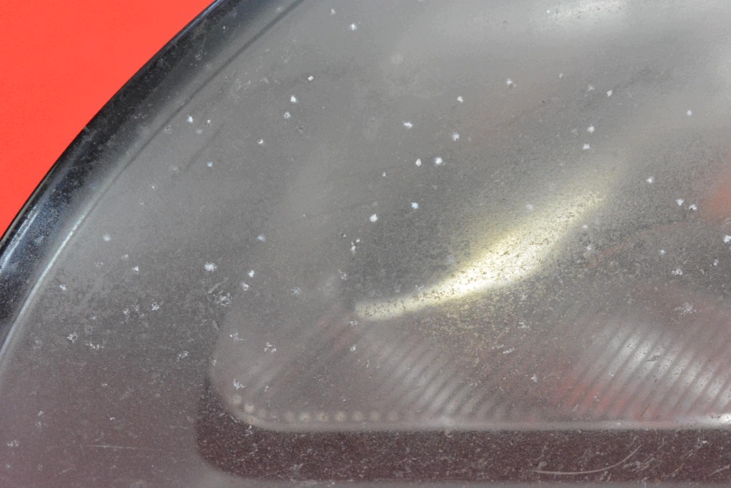 REFLEKTOR left light front lens EU 30698885 VOLVO V50 1 and 03-11