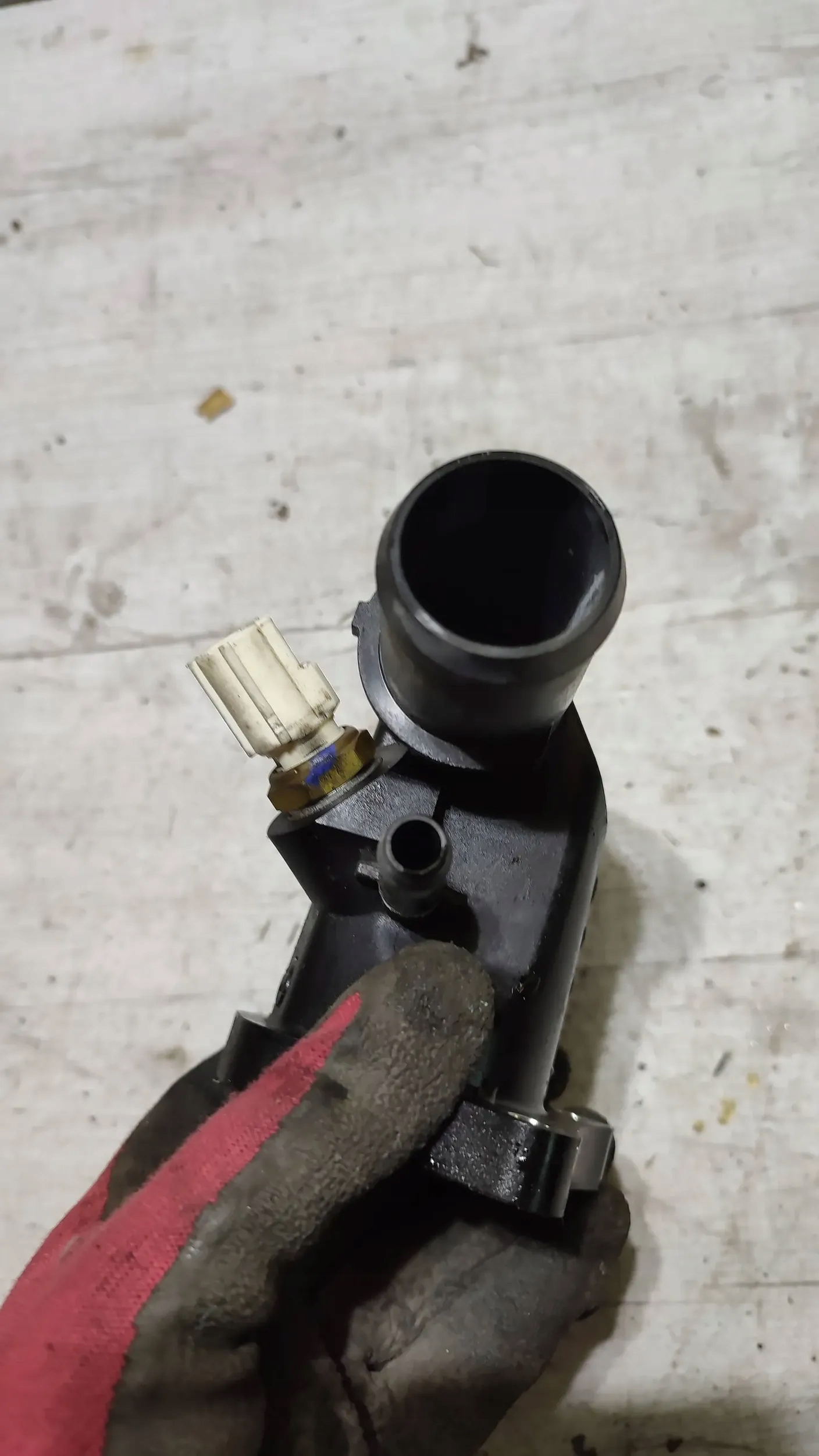 Mazda 3 III BM 17r 1.5d Boîtier thermostat Bride
