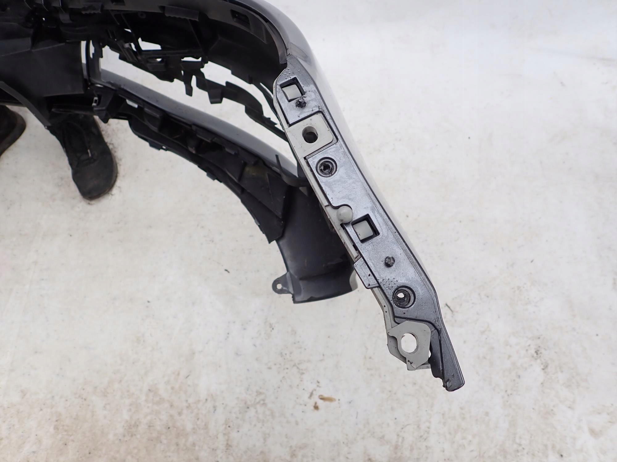 MERCEDES E-KLASA W213 16-20 bumper front front PDC