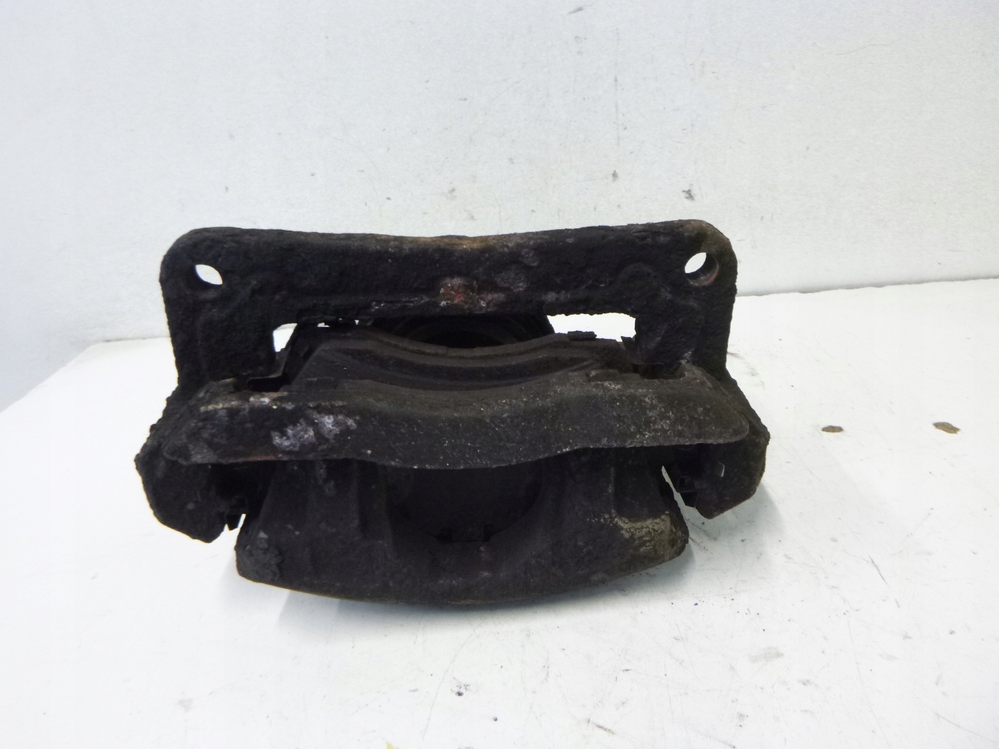 caliper brake front Subaru Impreza GC 1.6 96r.
