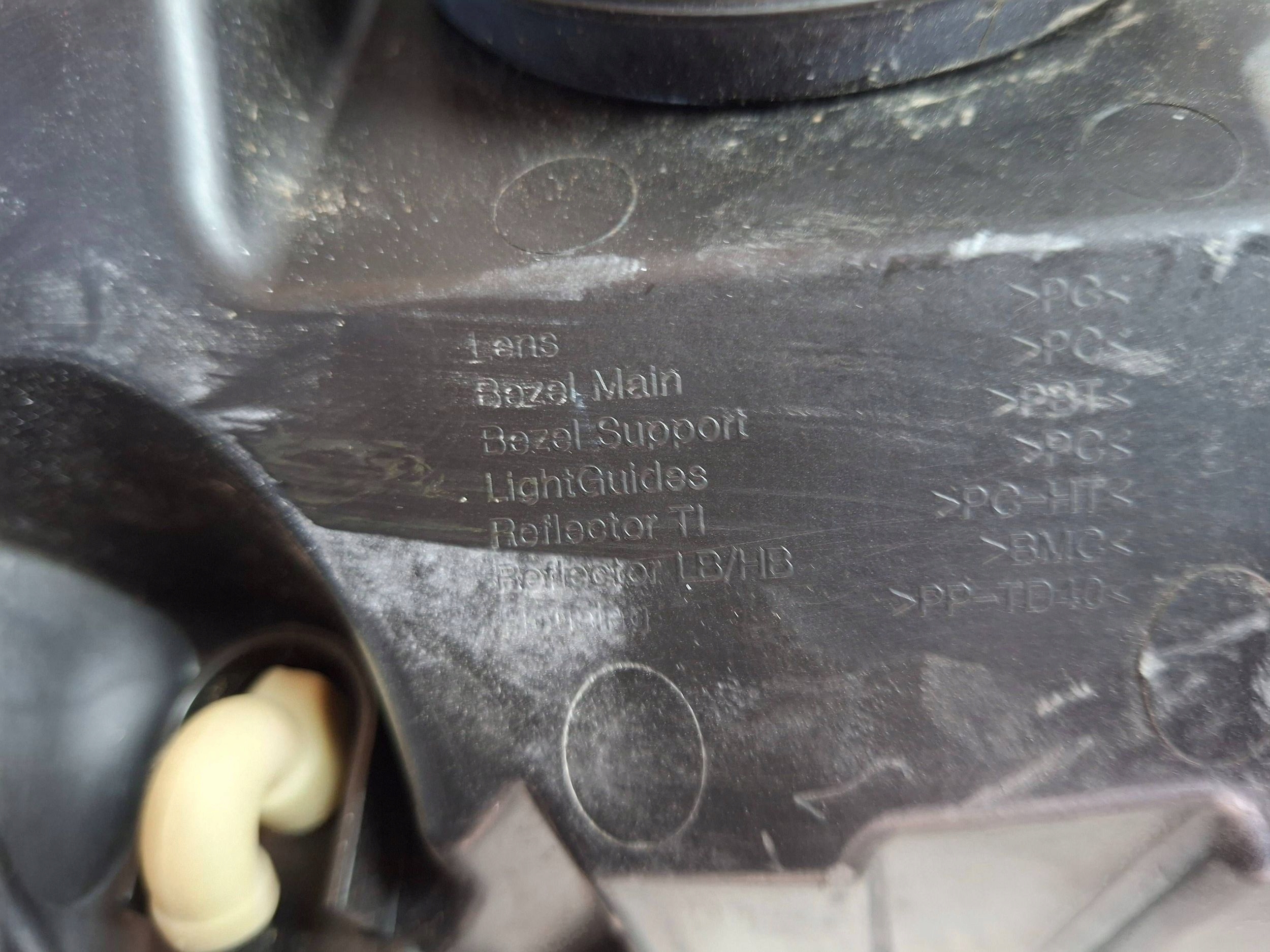light front left 260607867R RENAULT MASTER III LIFT 2019