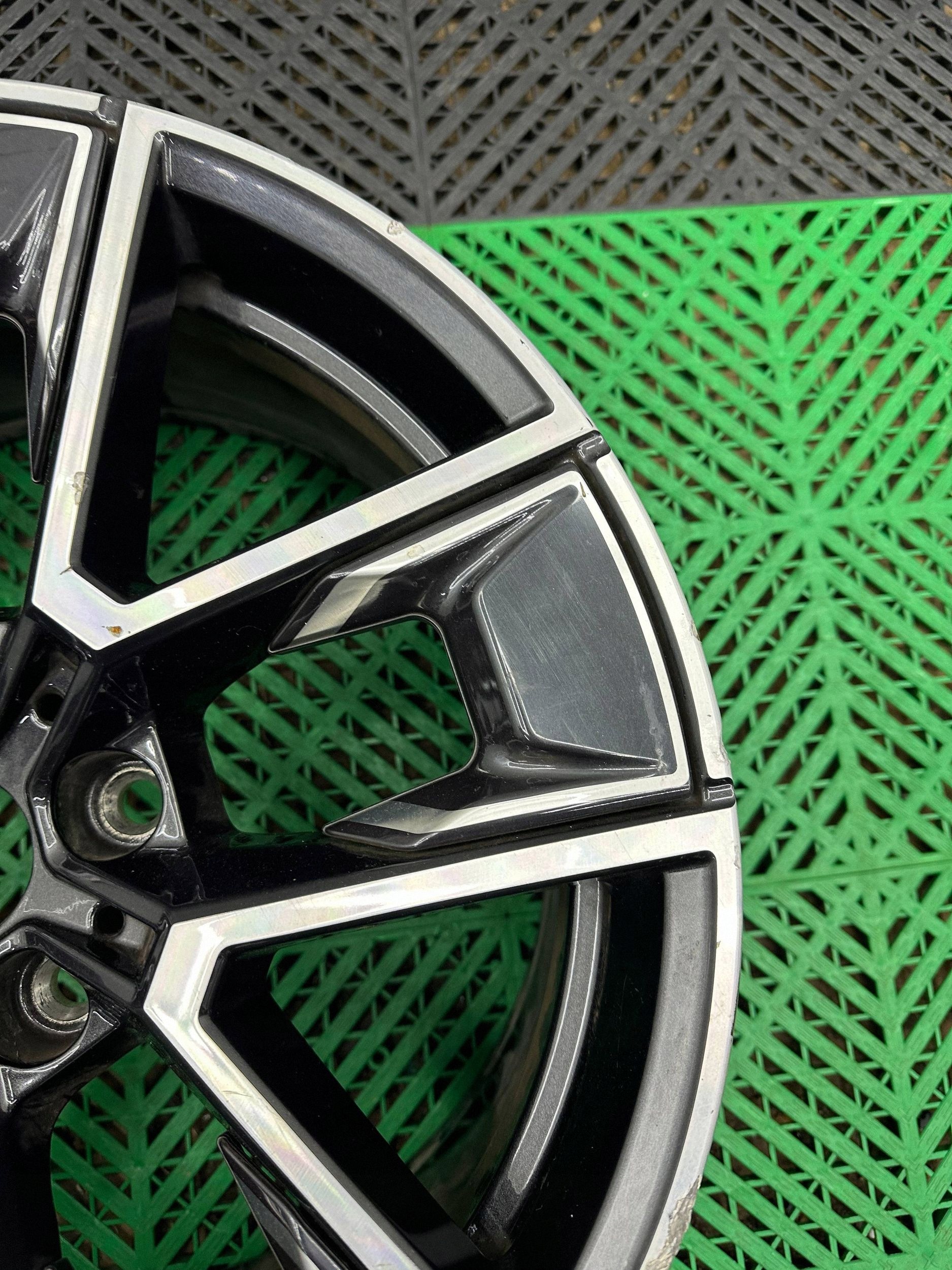 disque d'aluminium BMW OE i4 8.5" x 18" 5x112