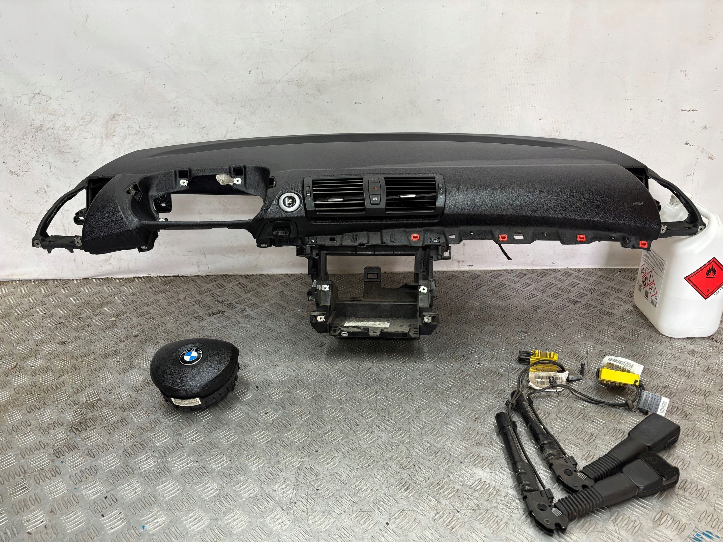 dashboard airbag airbags adjusters BMW 1 E87 LIFT