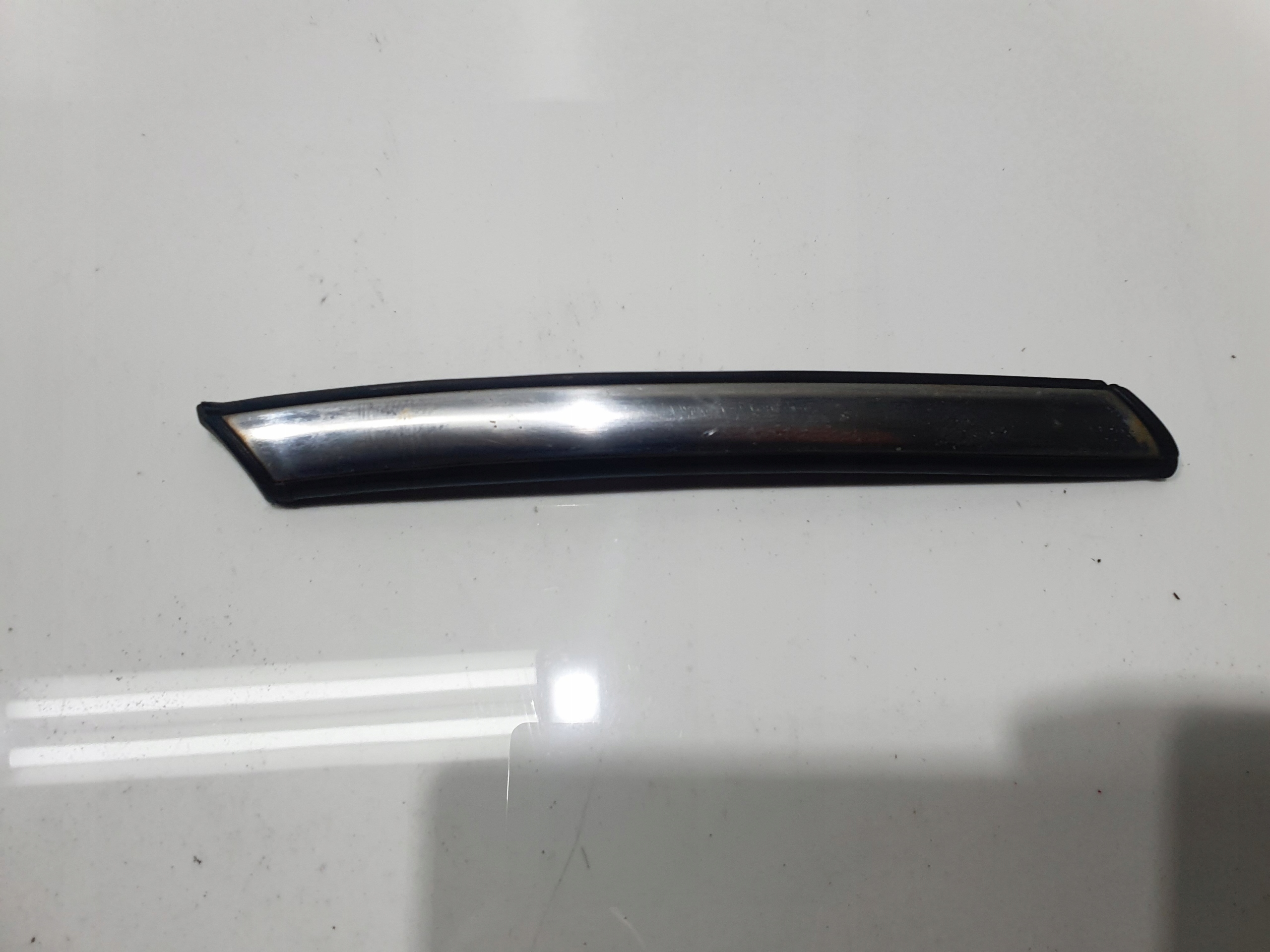 moulding CHROM right front MINI R57