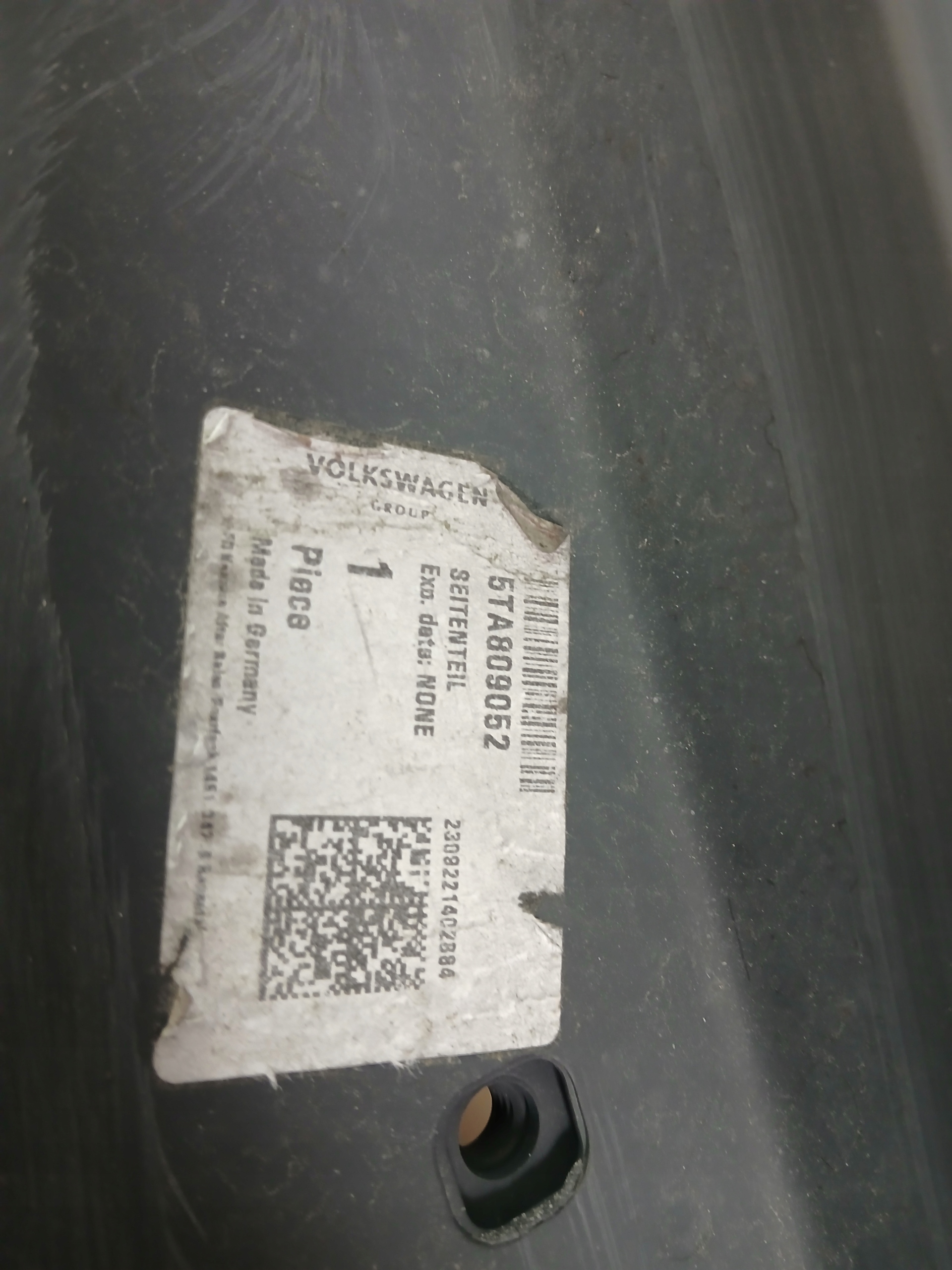 parafango posteriore Destra VW TOURAN 5TA 15- 5TA809052