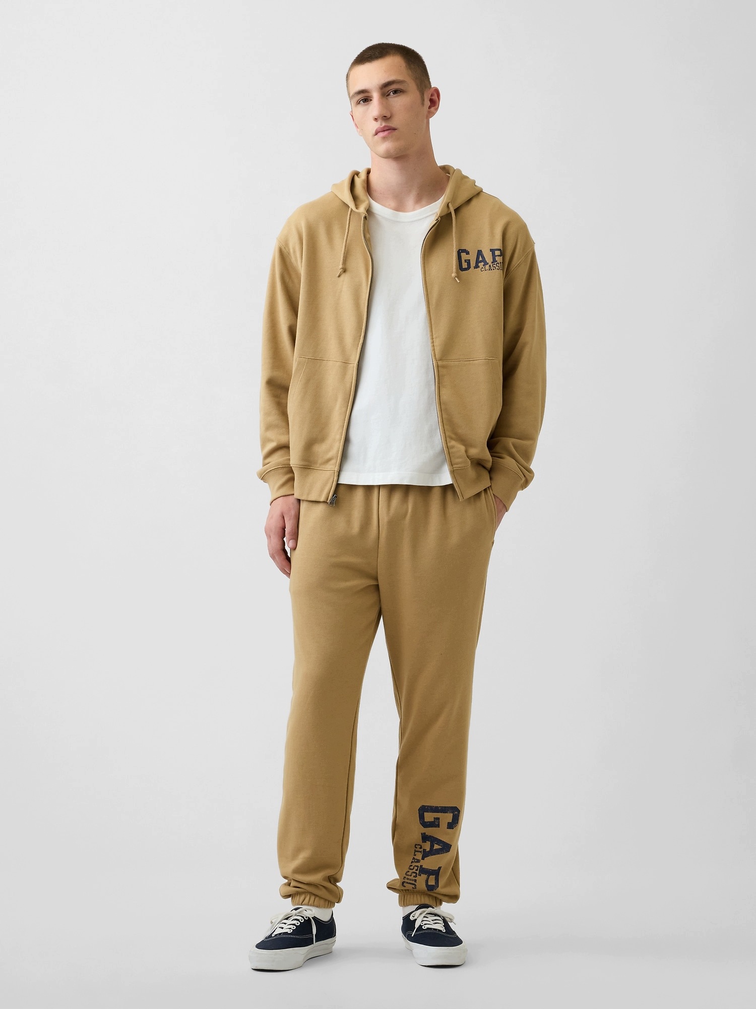 Gap Tepláky French Terry s logem