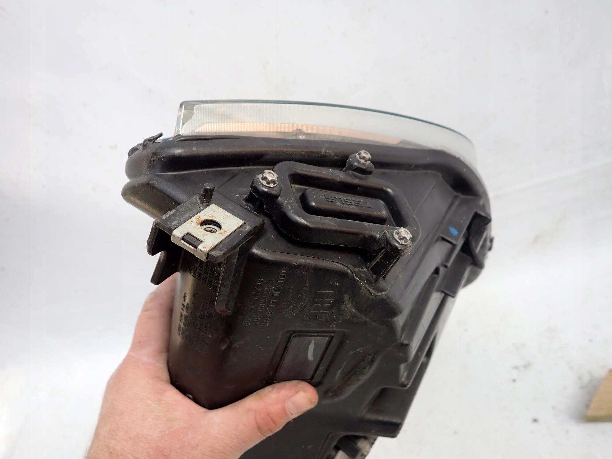 TESLA MODEL S LIFT 16-> light front front right