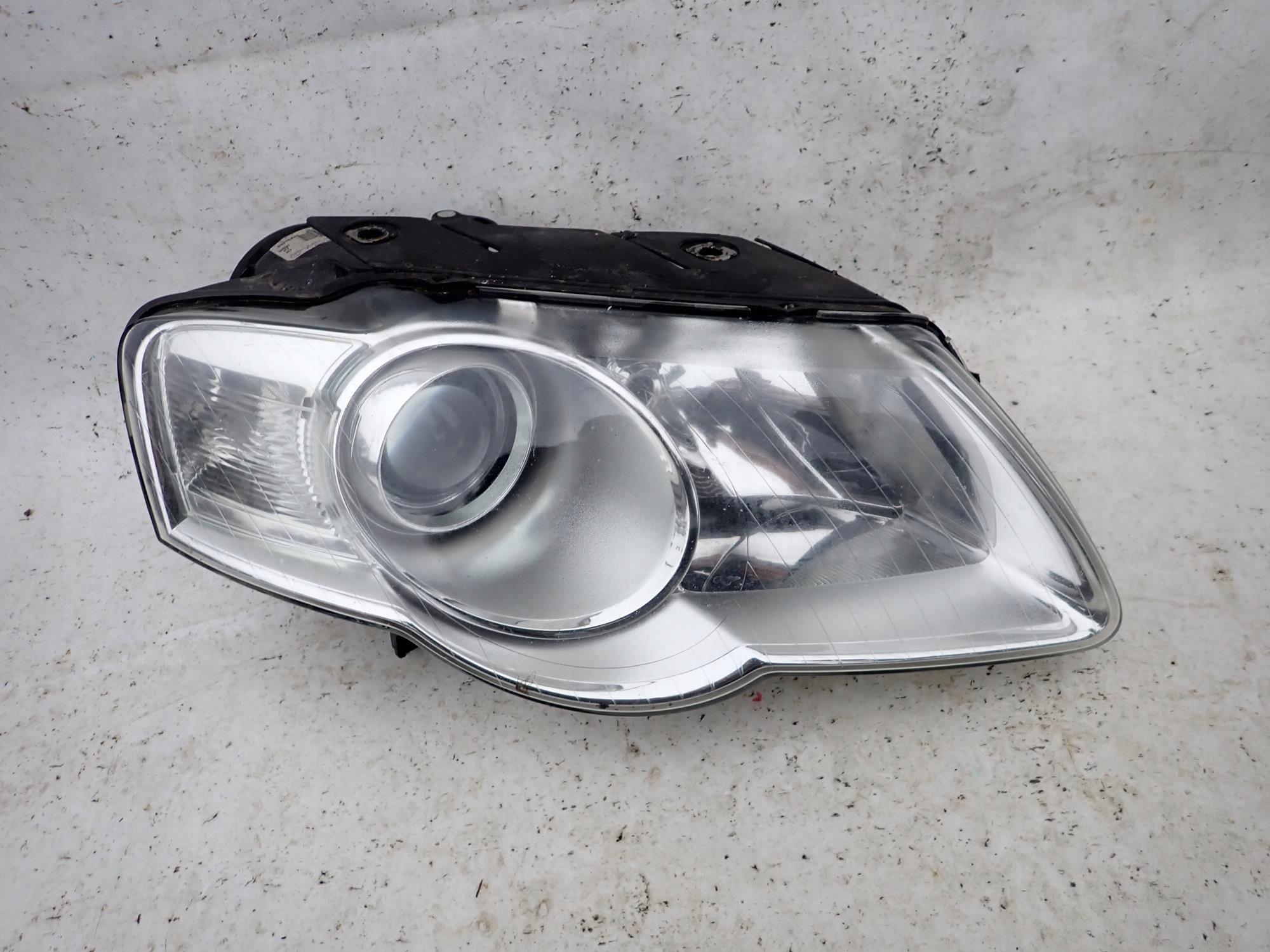 VW PASSAT B6 05-10 light front front right
