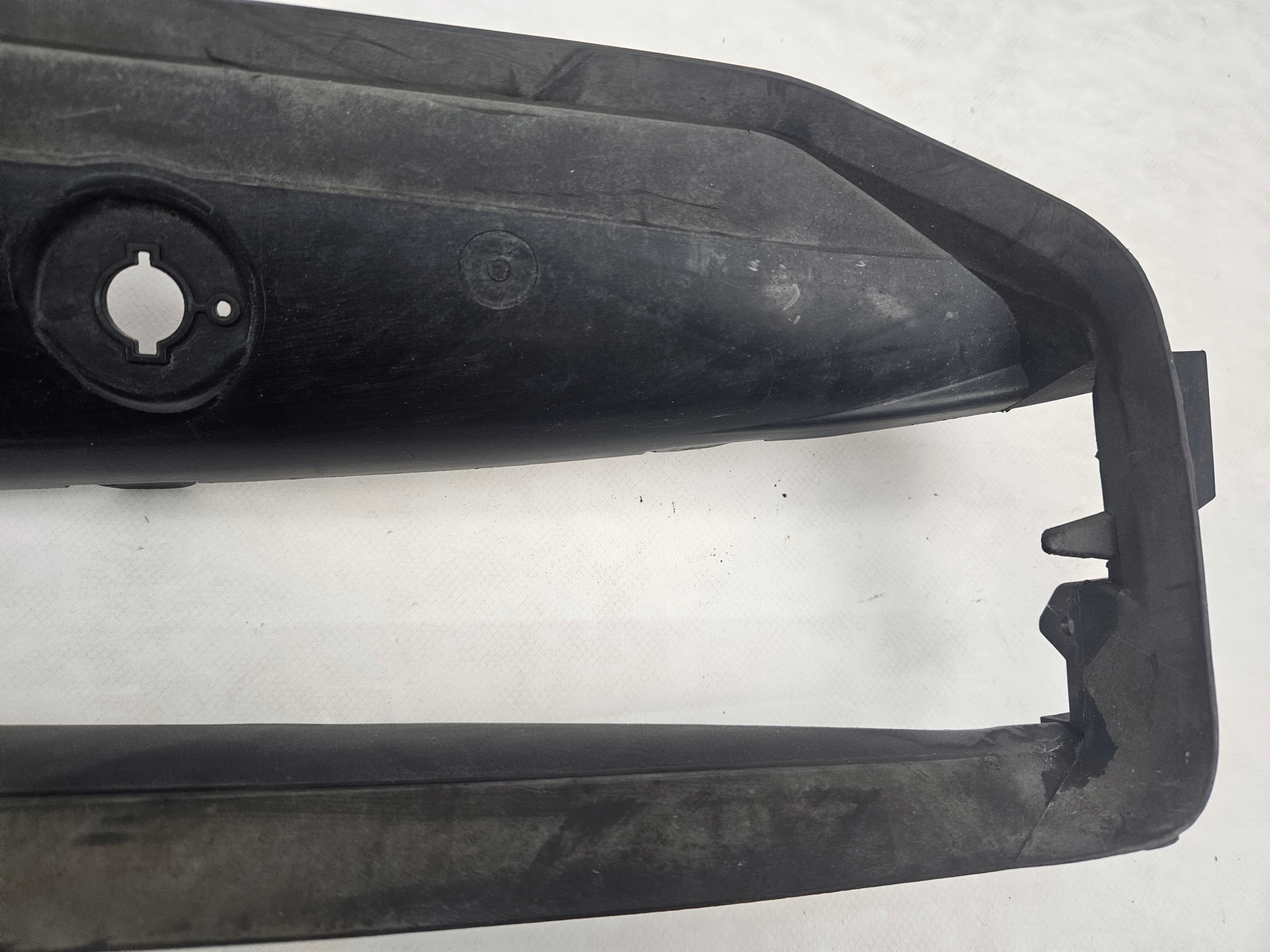 tesla MODEL S РЕСТАЙЛИНГ 2016 -> впуск канал дефлектор воздушный 1057847-00-E