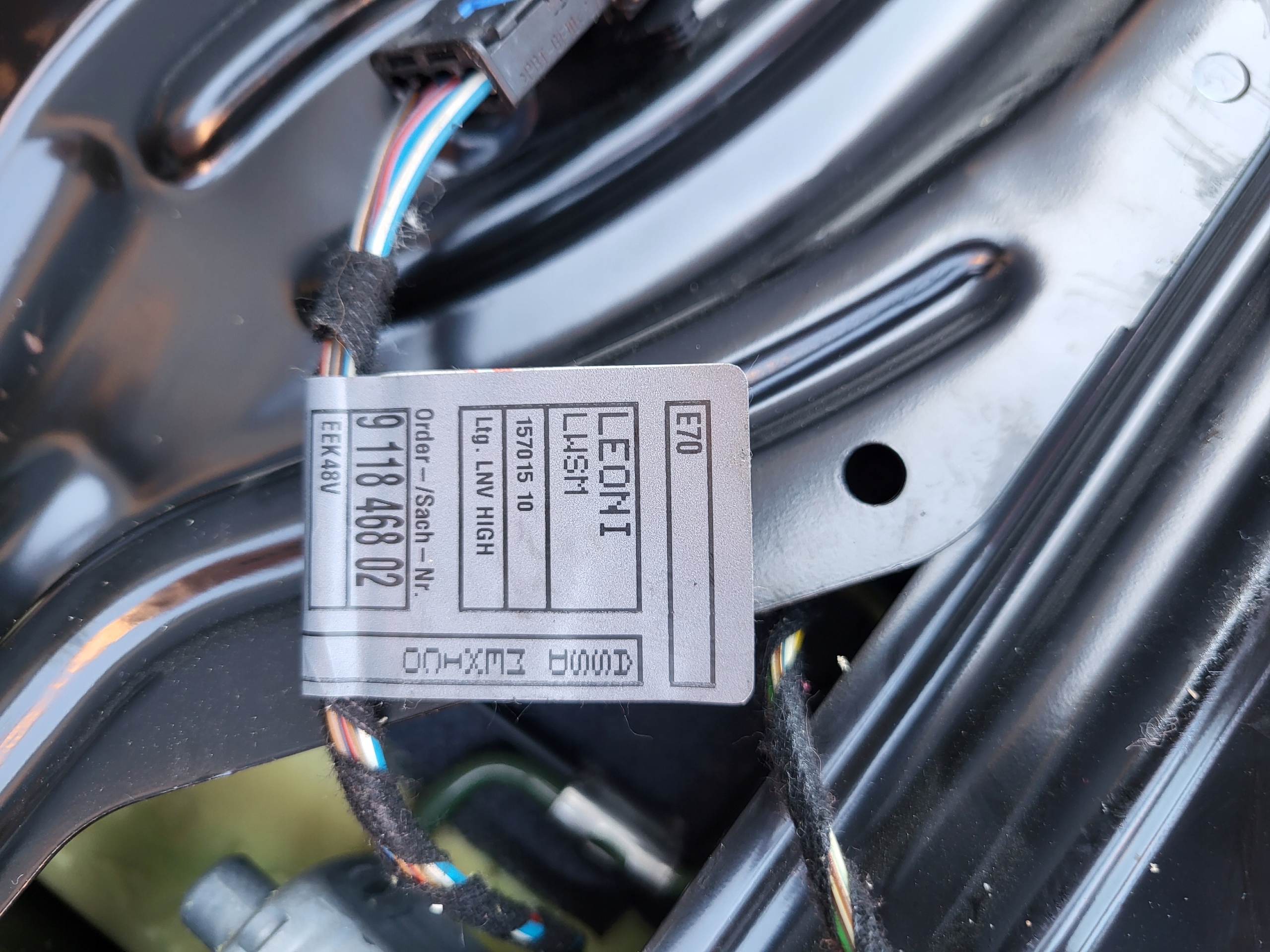 диффузор кресло передний левый BMW X5 E70 X6 E71 кожа oe европа