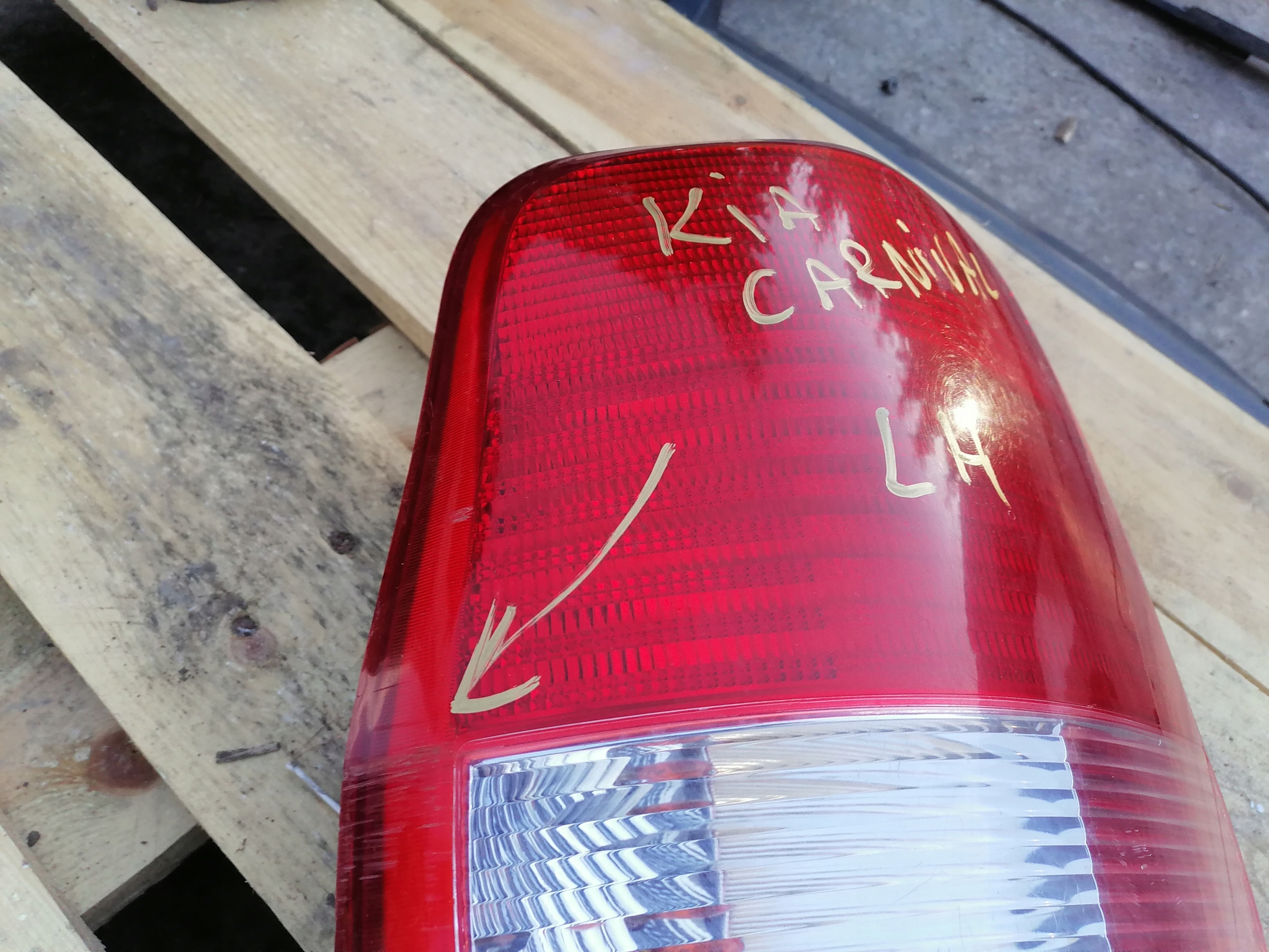 light rear left rear part KIA CARNIVAL