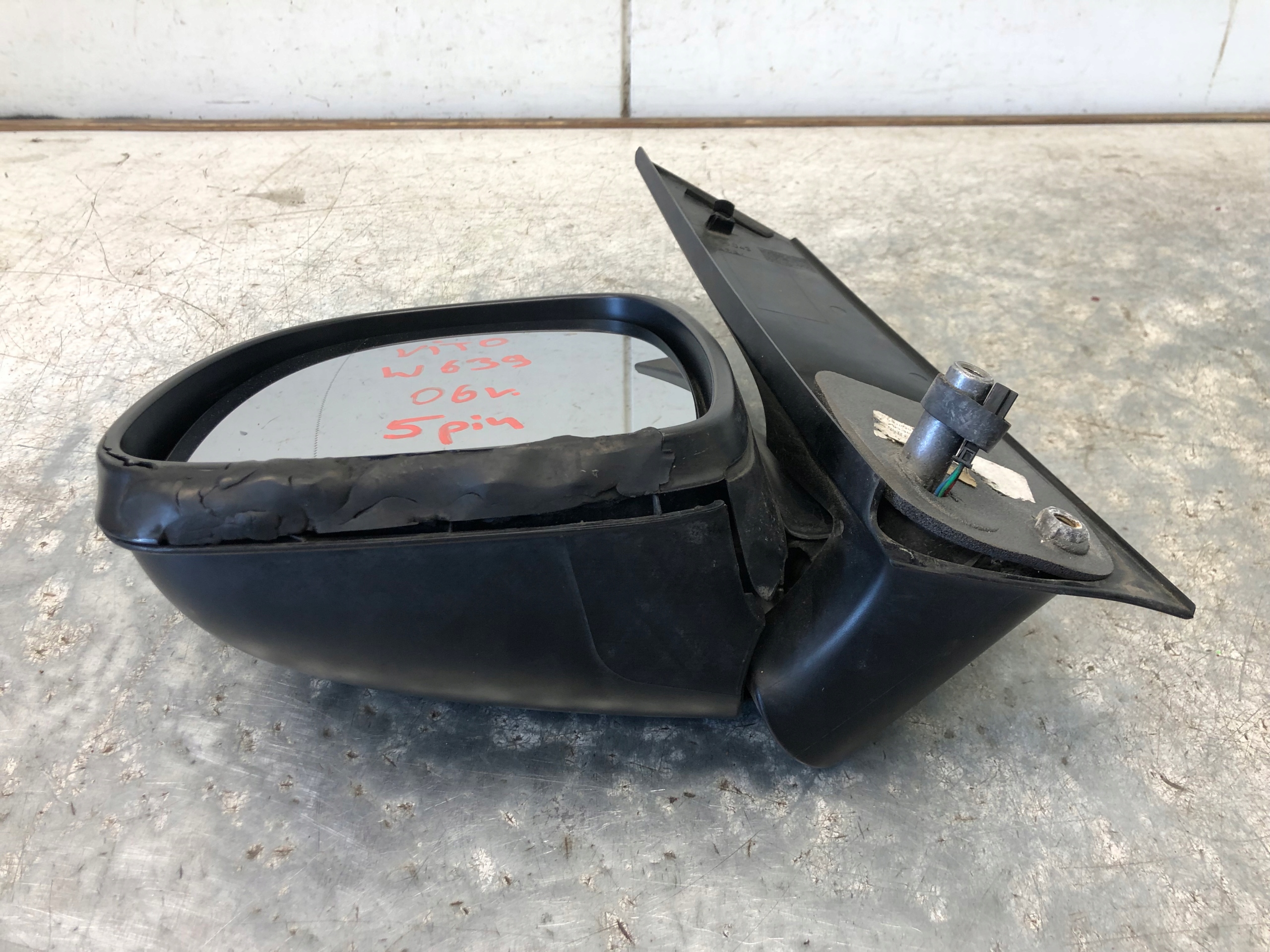 mirror left 5 PIN MERCEDES VITO W639