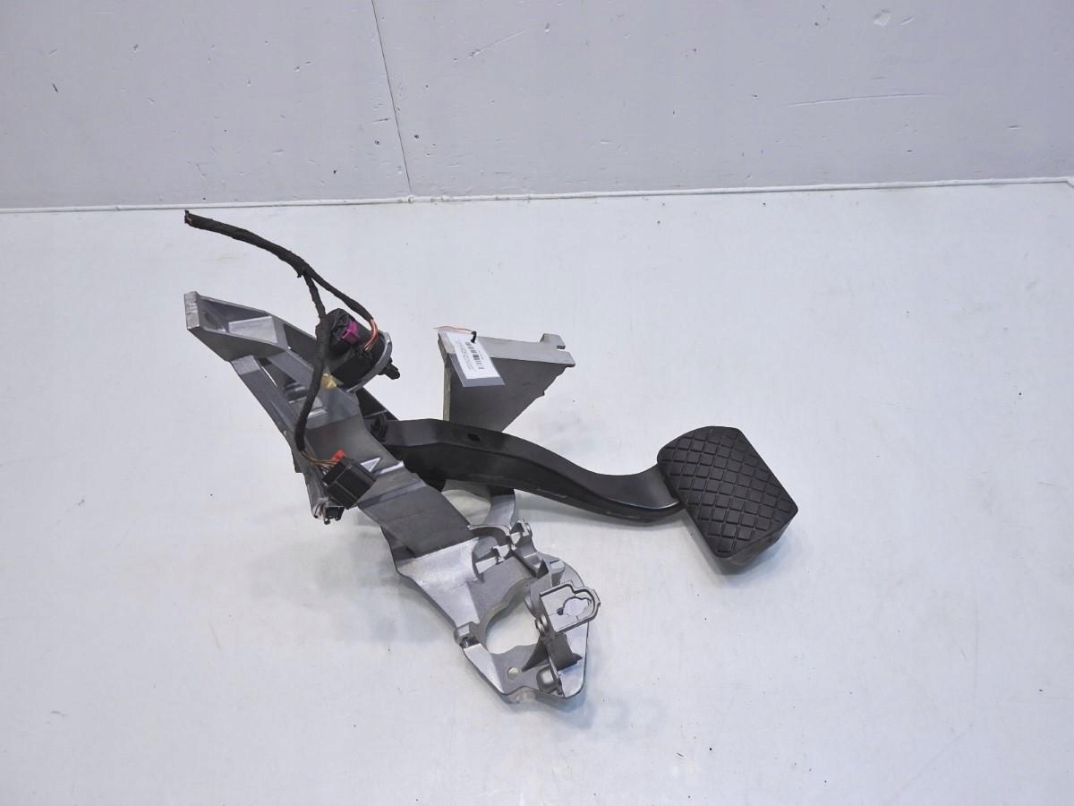 педаль тормоза автомат Audi A6 C6 2.7 tdi 4F1723117F