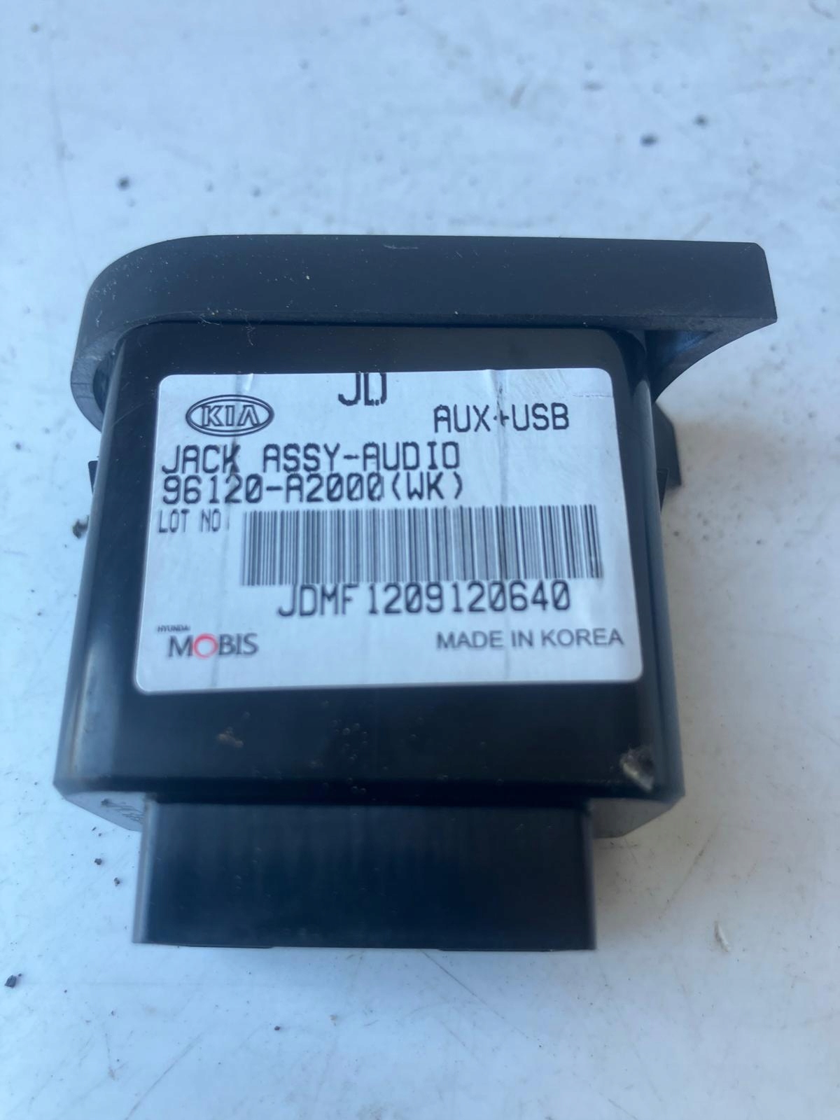 Adattatore USB KIA CEED II 96120-A2000