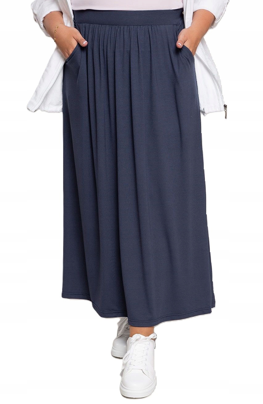 Tmavě modrá tepláková sukně s kapsami, velikost 50