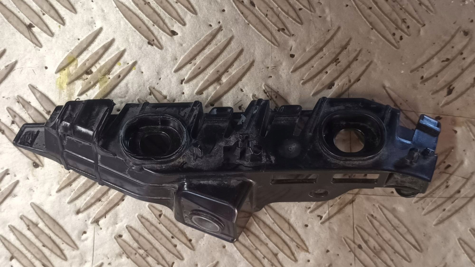 Droite Support montage pare-chocs Avant VW PASSAT B8 2014->