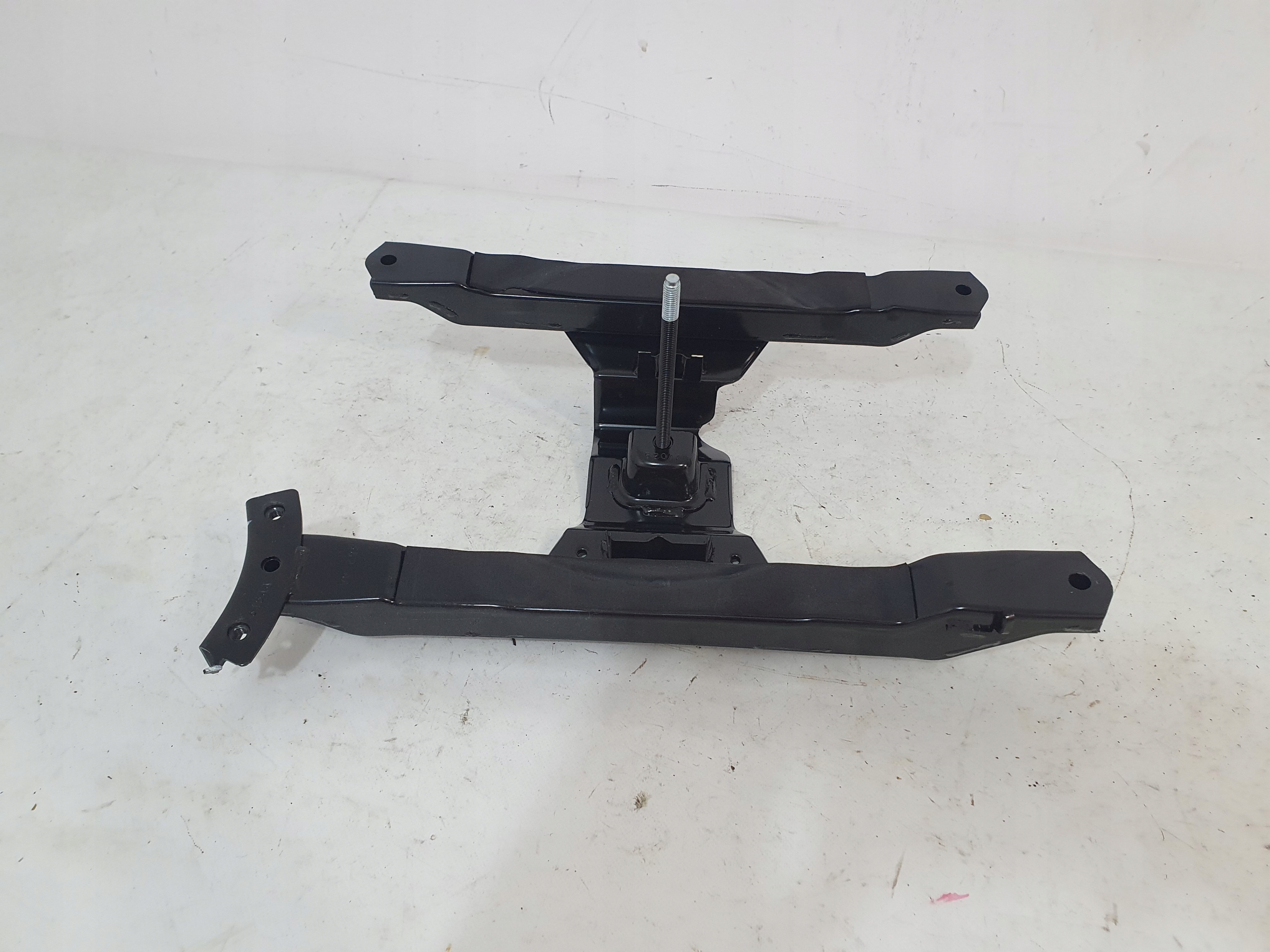 CHRYSLER PACIFICA II 17- Support plaque Roues de la roue de secours DOJAZDOWEGO 68381548AA