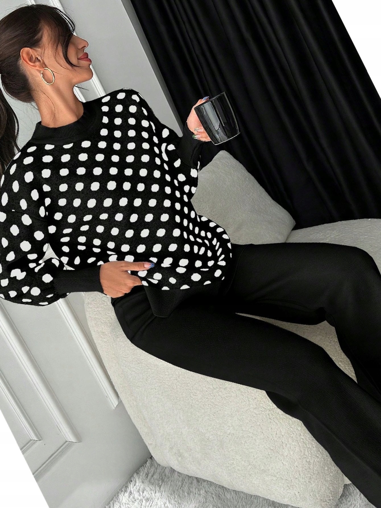 Dámský každodenní svetrový komplet Černo-bílý Pletený
