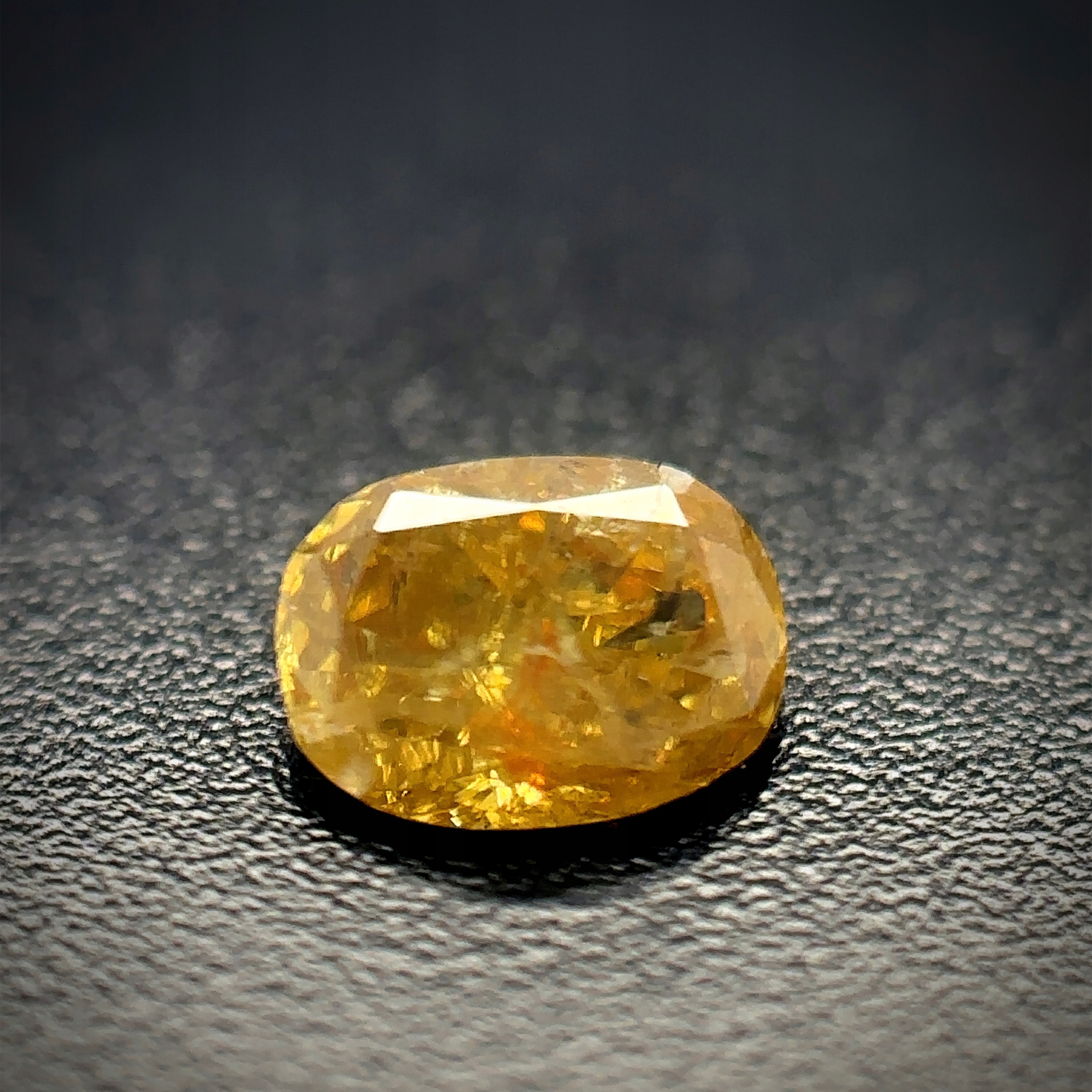 Přírodní Diamant 0.31ct Žlutý Cushion I2 Certifikát Algt