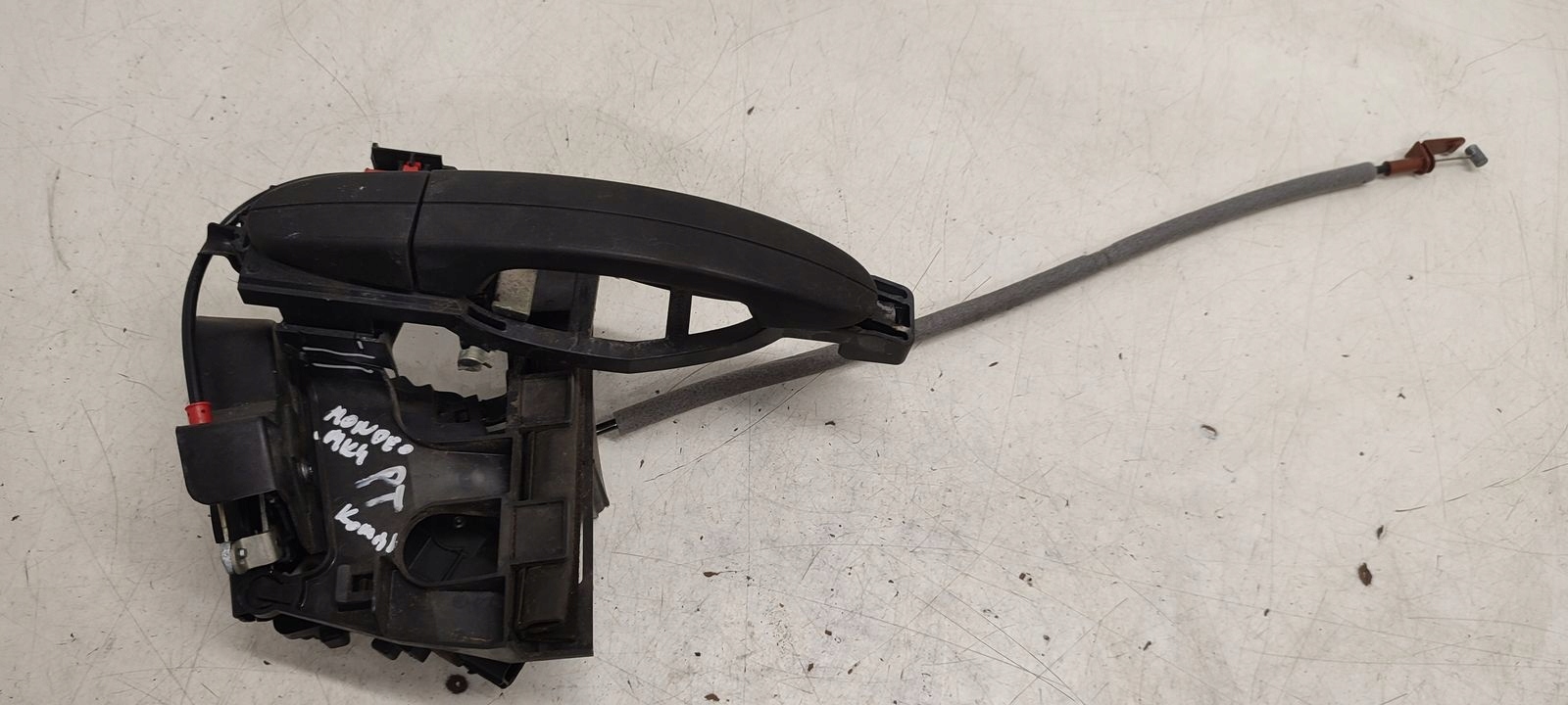 lock handle rear part rear right Ford Mondeo MK4 2,0 TDCI