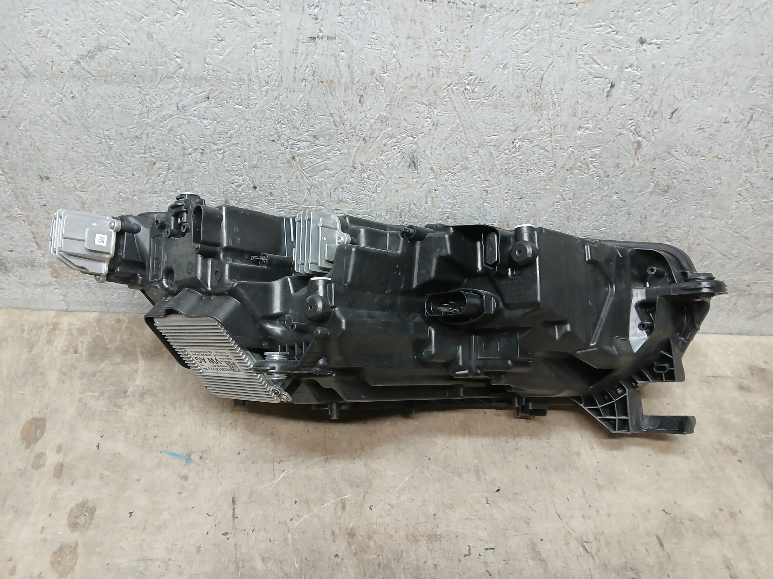 light front left SKODA OCTAVIA IV 4 FULL LED 5E4941015B