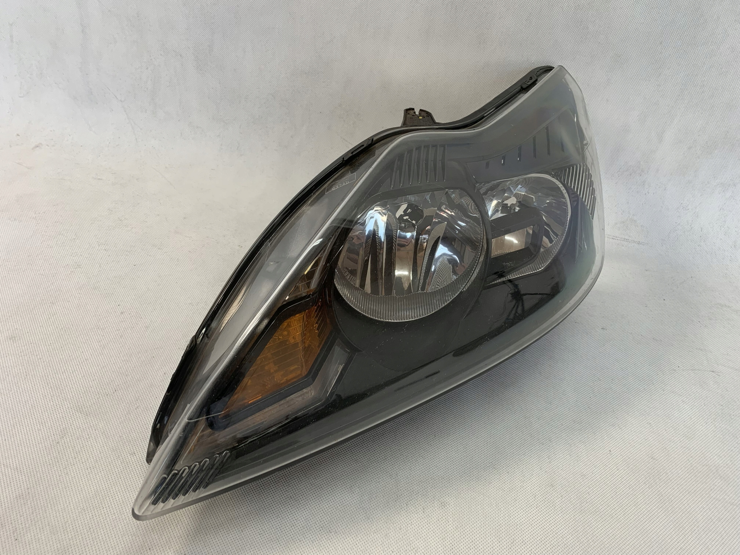light front left reflektor Ford Focus II FL 07-10r 8M51-13W030-CE 02.26
