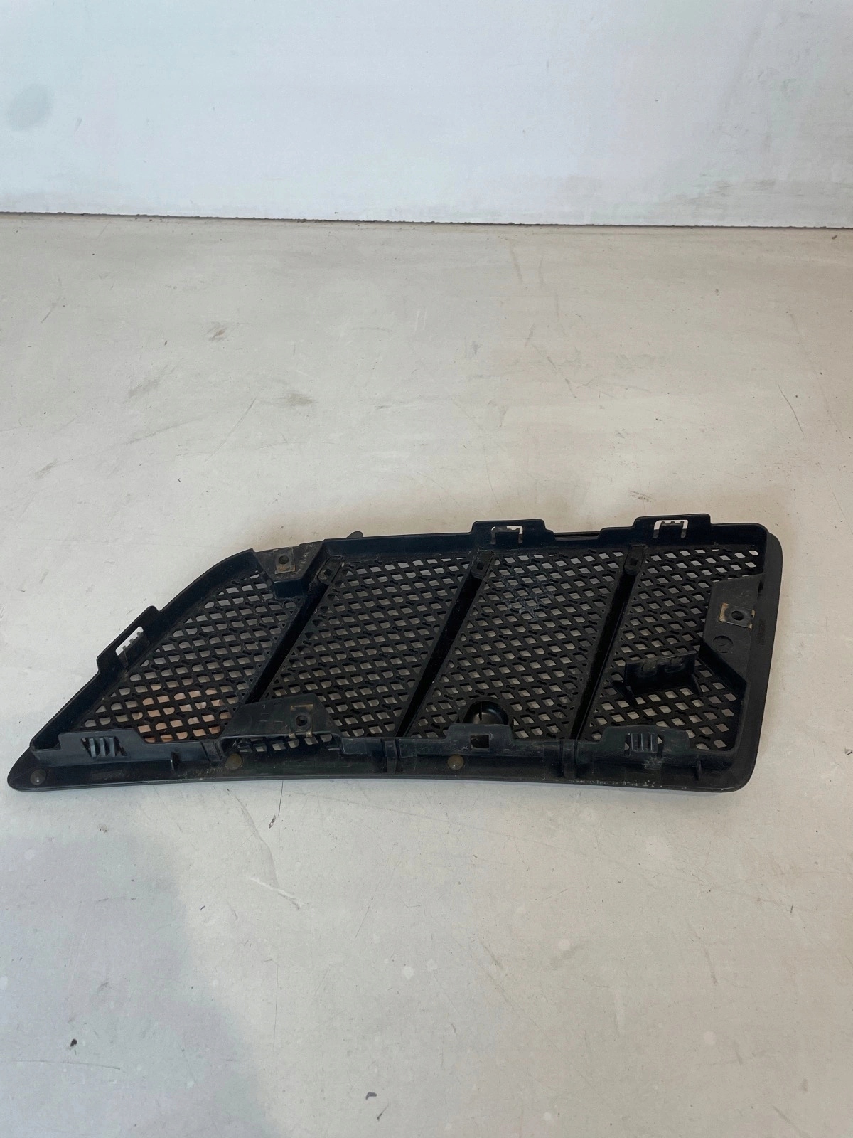 Grille/masque Grille du capot Droit Mercedes ML W164