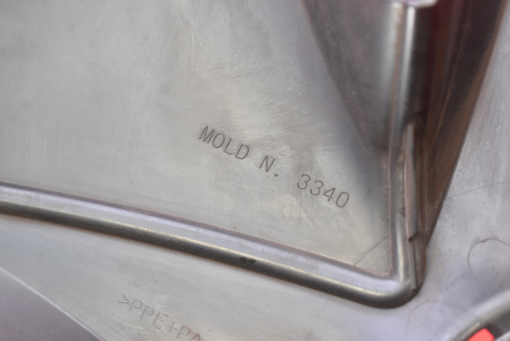 copri - 1044231-B 18" TESLA MODEL 3 17-21