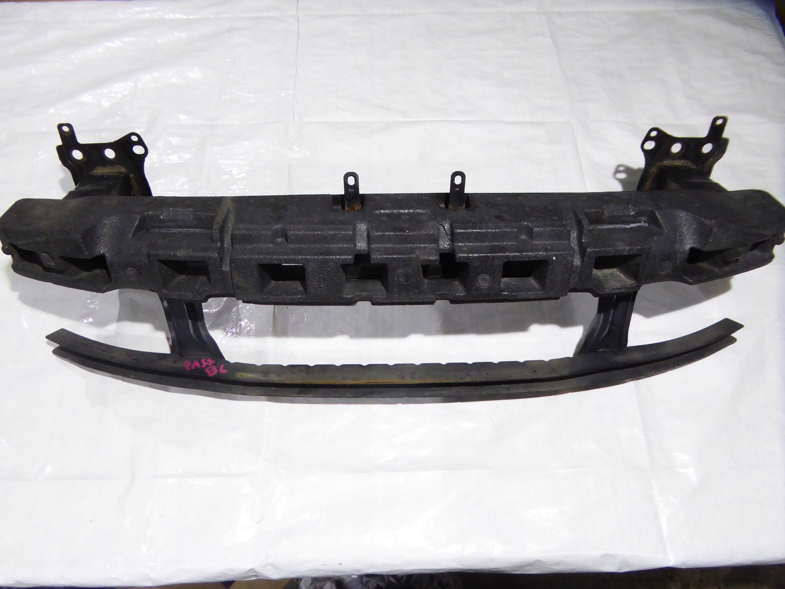 BELKA POD ZDERZAK PRZÓD VW PASSAT B6 3C0807093