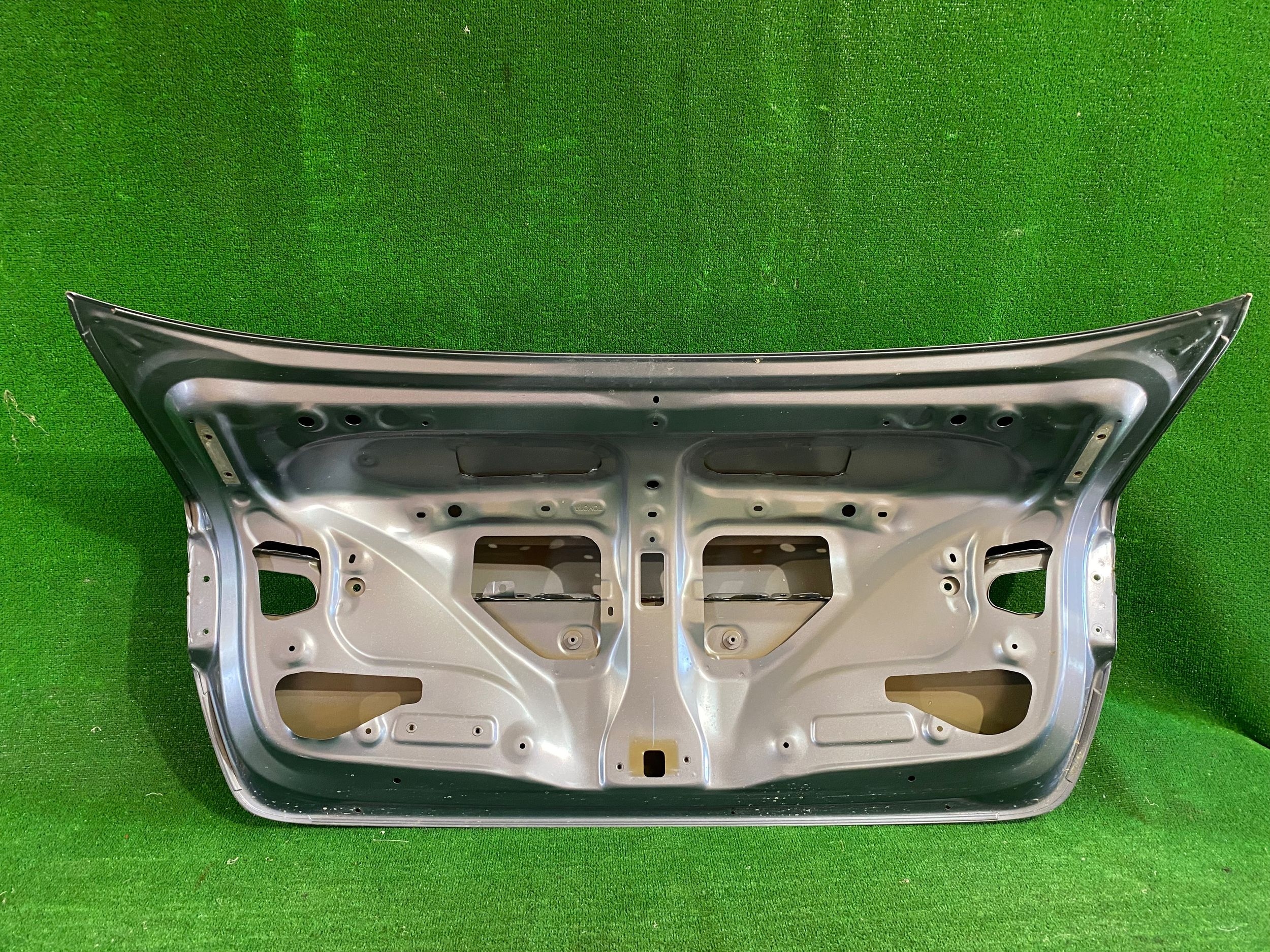 boot doors rear part boot TOYOTA COROLLA E21 sedan 18