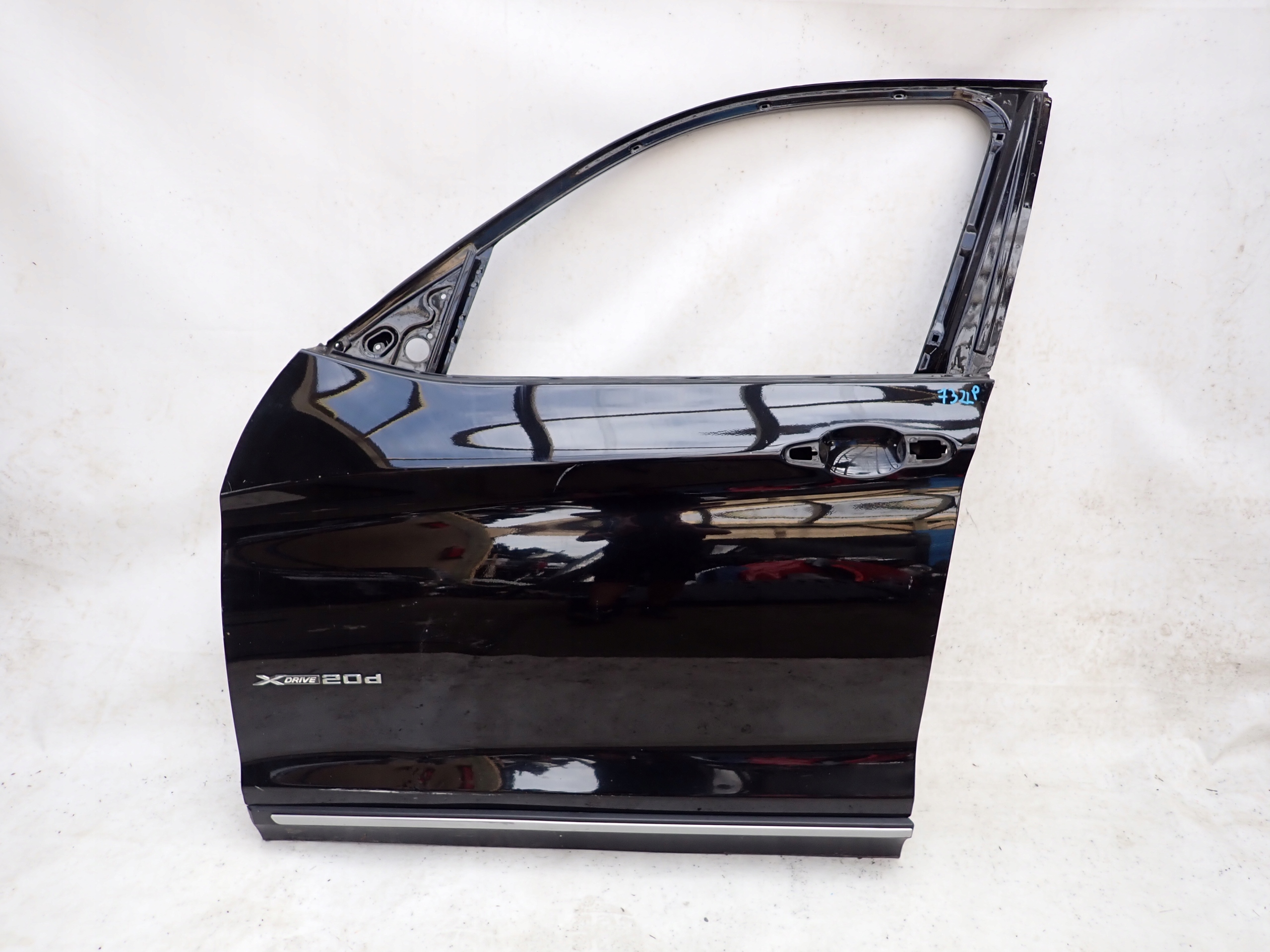 BMW X3 F25 10-17 door front front left