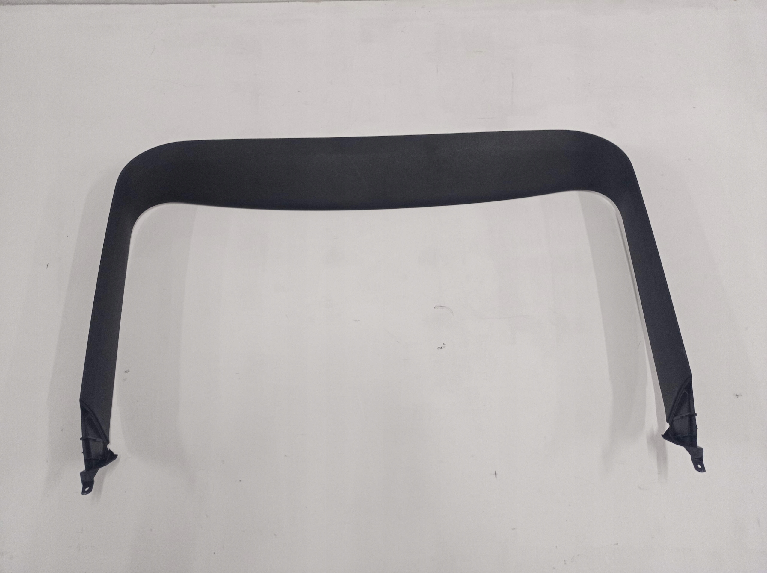 1Z9867605B47H - РАМКА ЗАДНЬОГО СКЛА OCTAVIA II УНІВЕРСАЛ 1Z9867605B