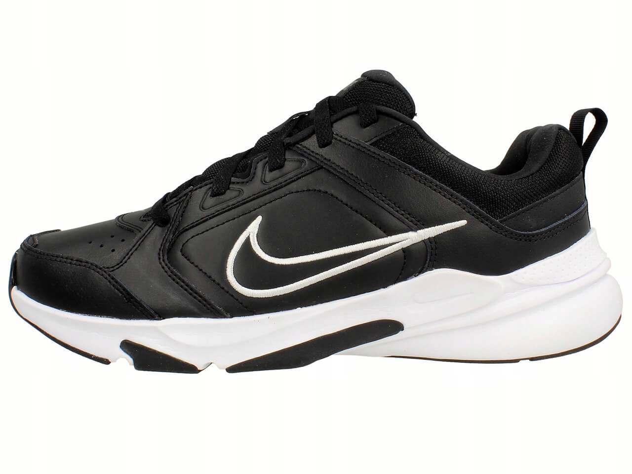 

Nike Defyallday DJ1196-002 # 44