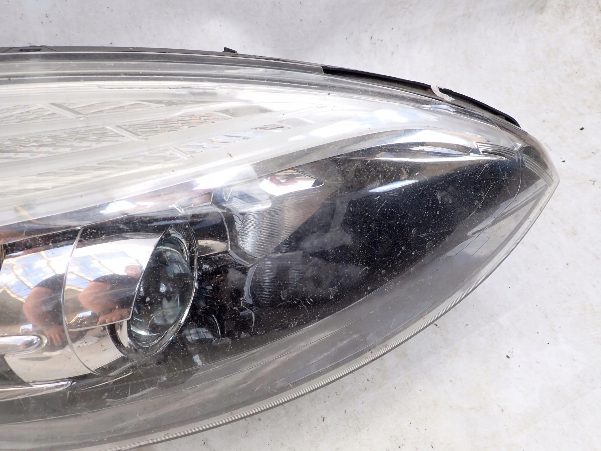 RENAULT SCENIC III LIFT 13- light right front front 260106928R