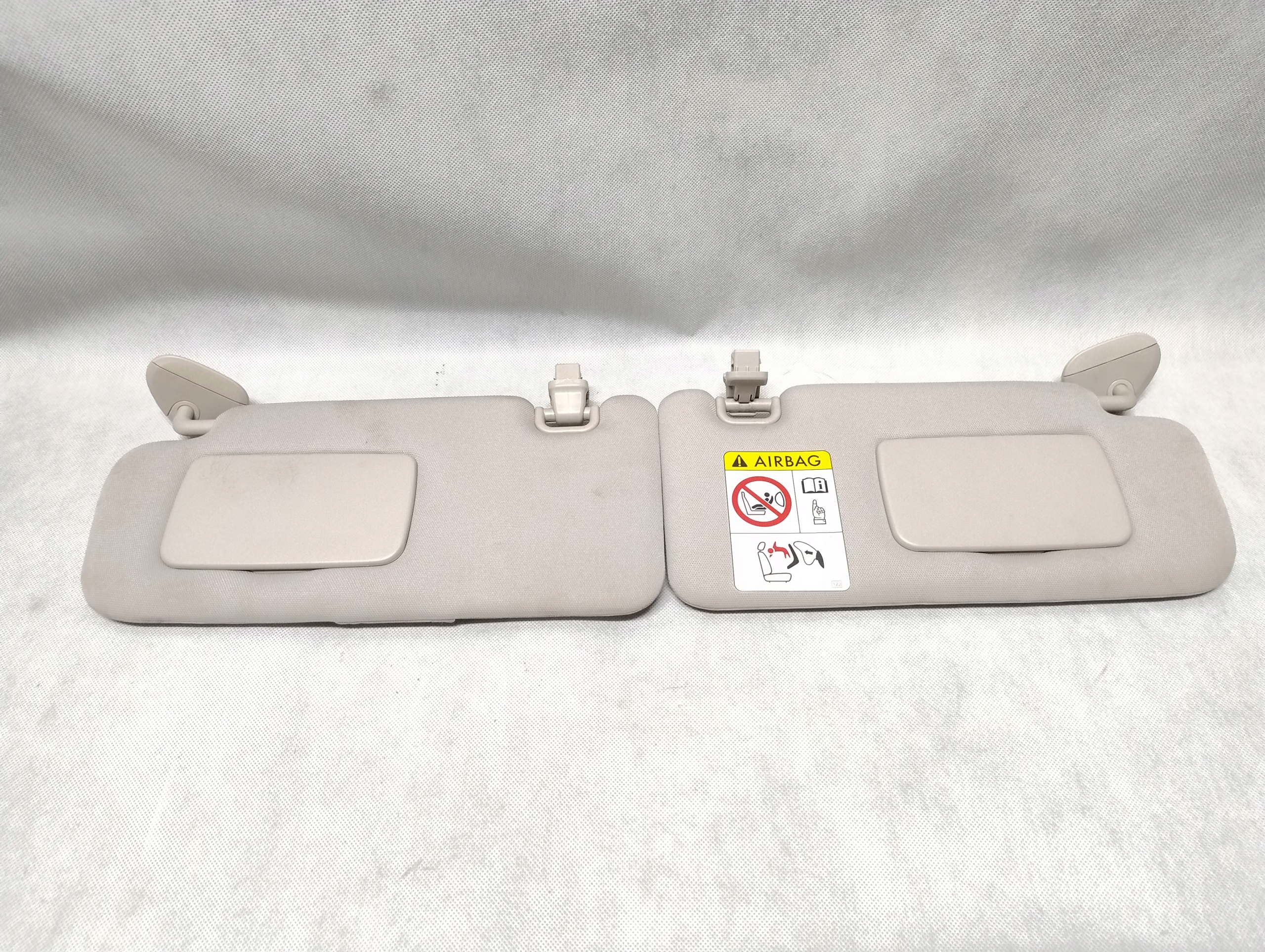 SUBARU XV 2017 GP OSŁONA PRZECIWSŁONECZNA KIEROWCY PASAŻERA